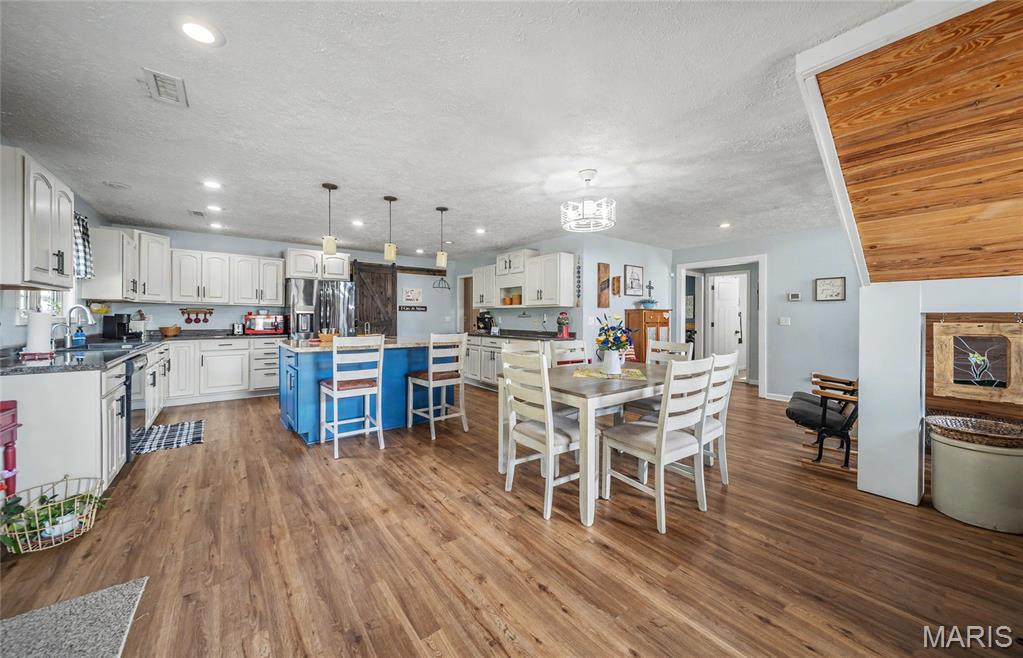 14795 Private Drive 1122