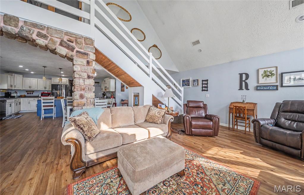 14795 Private Drive 1122