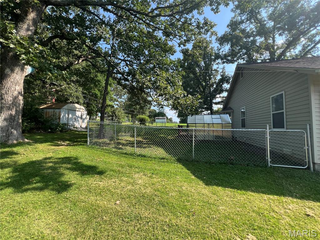 418 Forest Lane