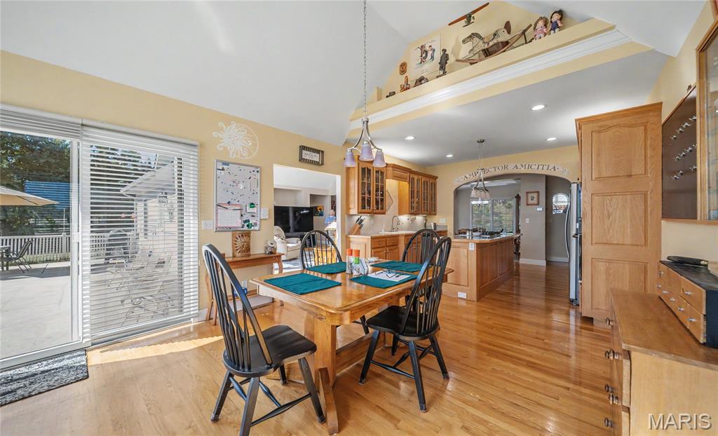 10050 Vintage Lane