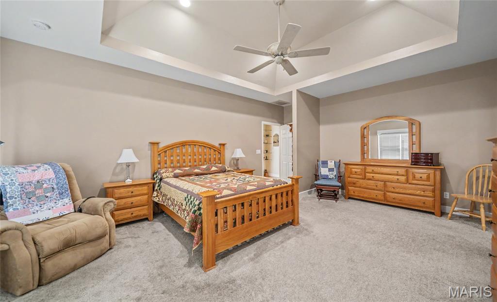 10050 Vintage Lane