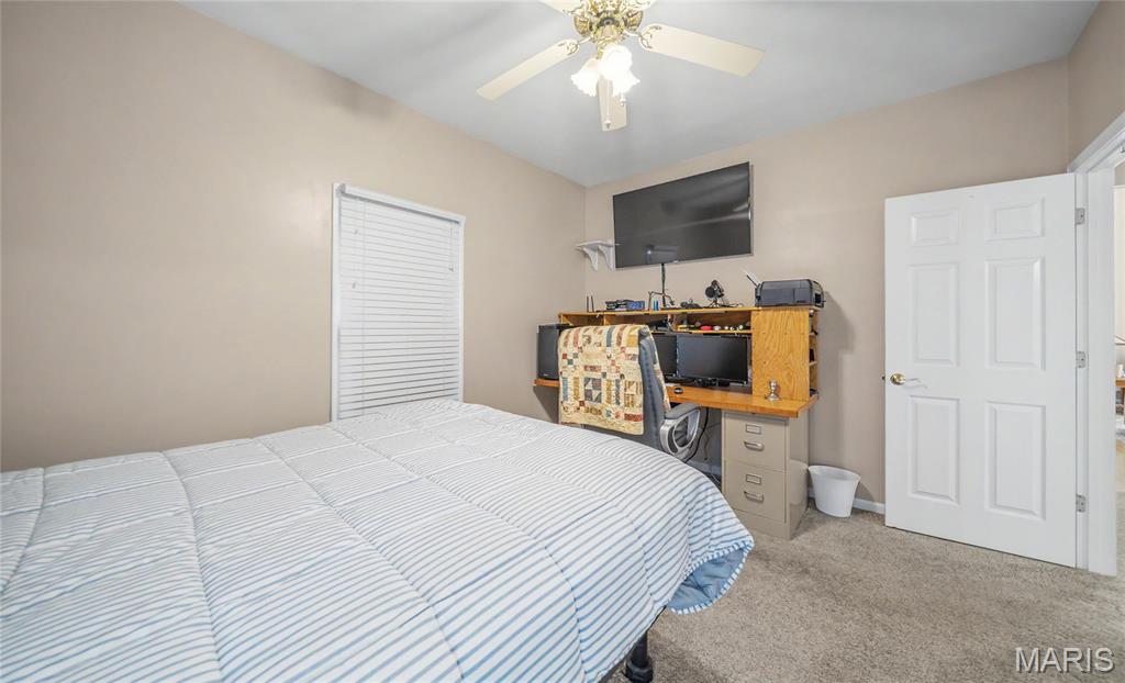 10050 Vintage Lane