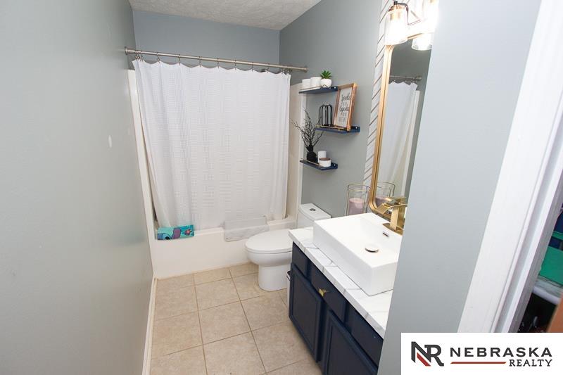 5111 W Partridge Lane