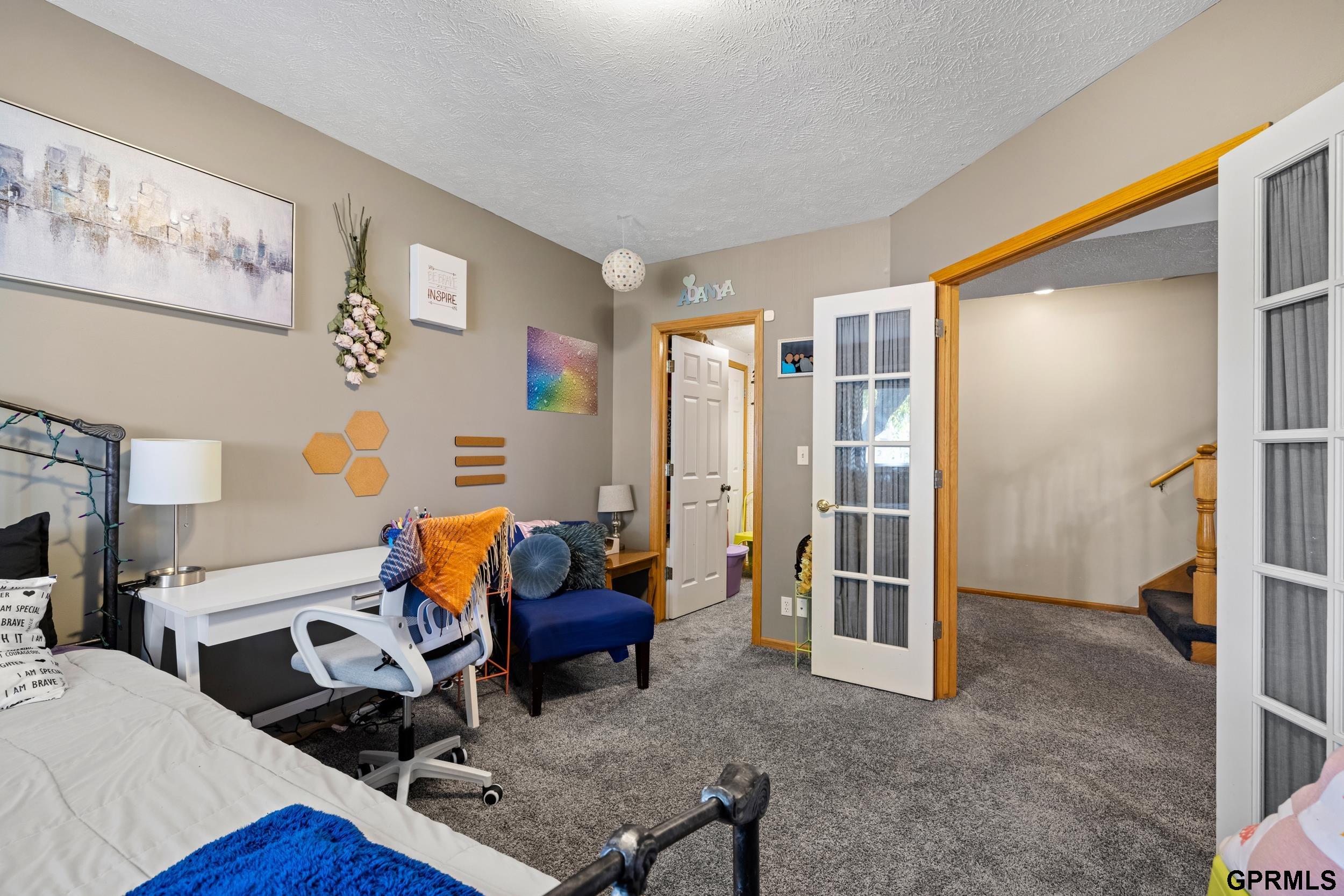 5332 NW Tudor Lane