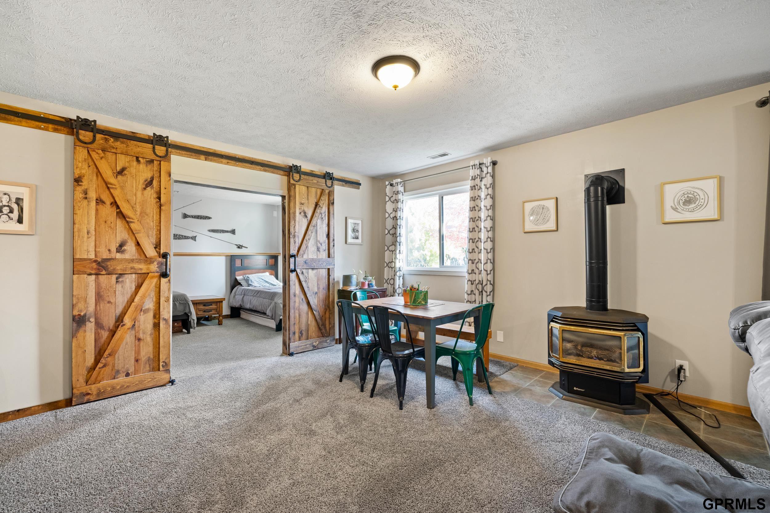 5332 NW Tudor Lane