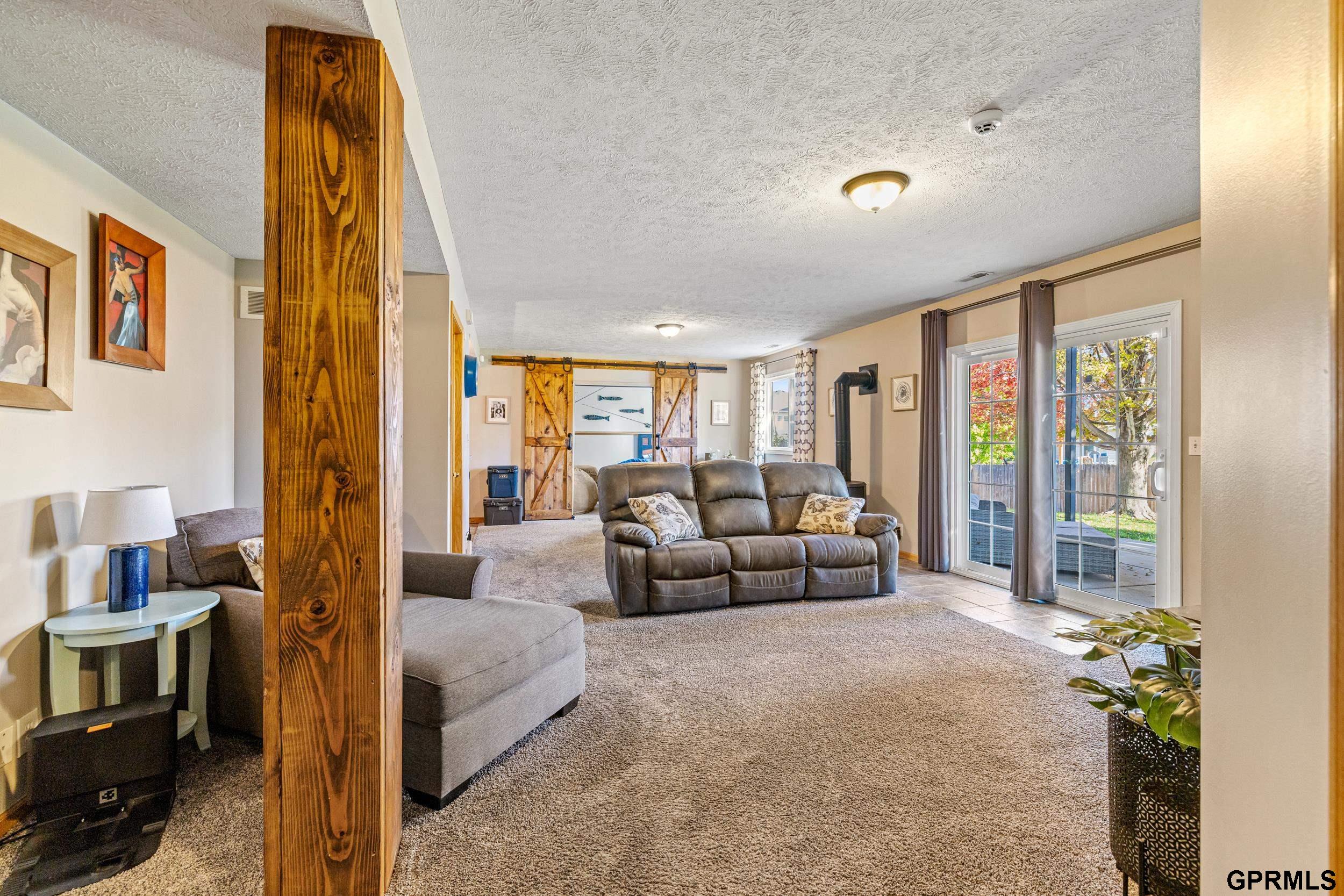 5332 NW Tudor Lane