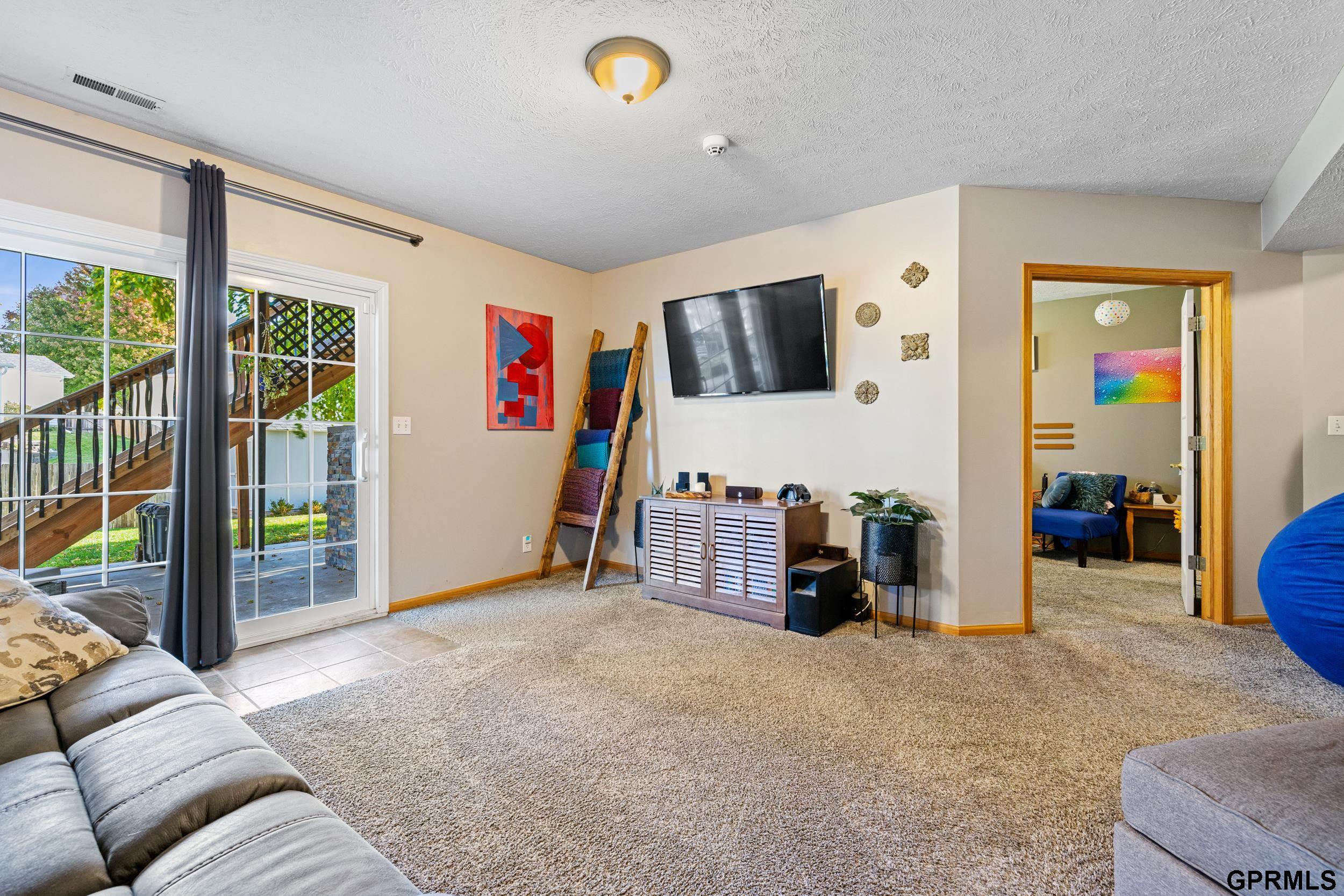 5332 NW Tudor Lane