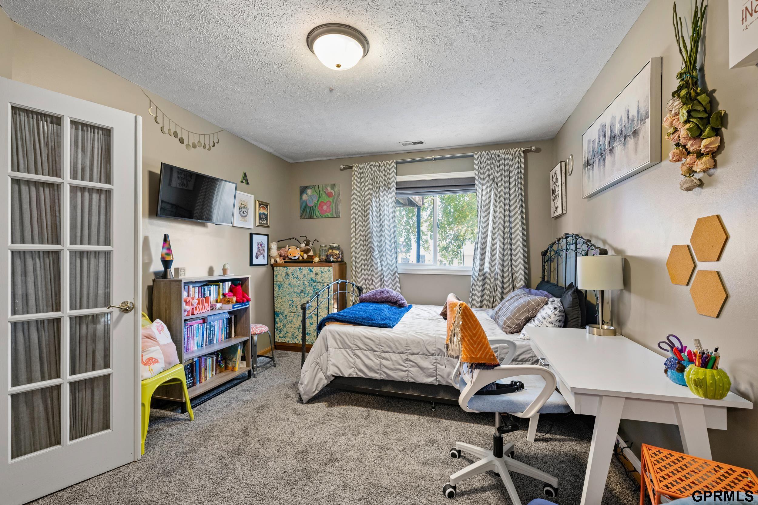 5332 NW Tudor Lane