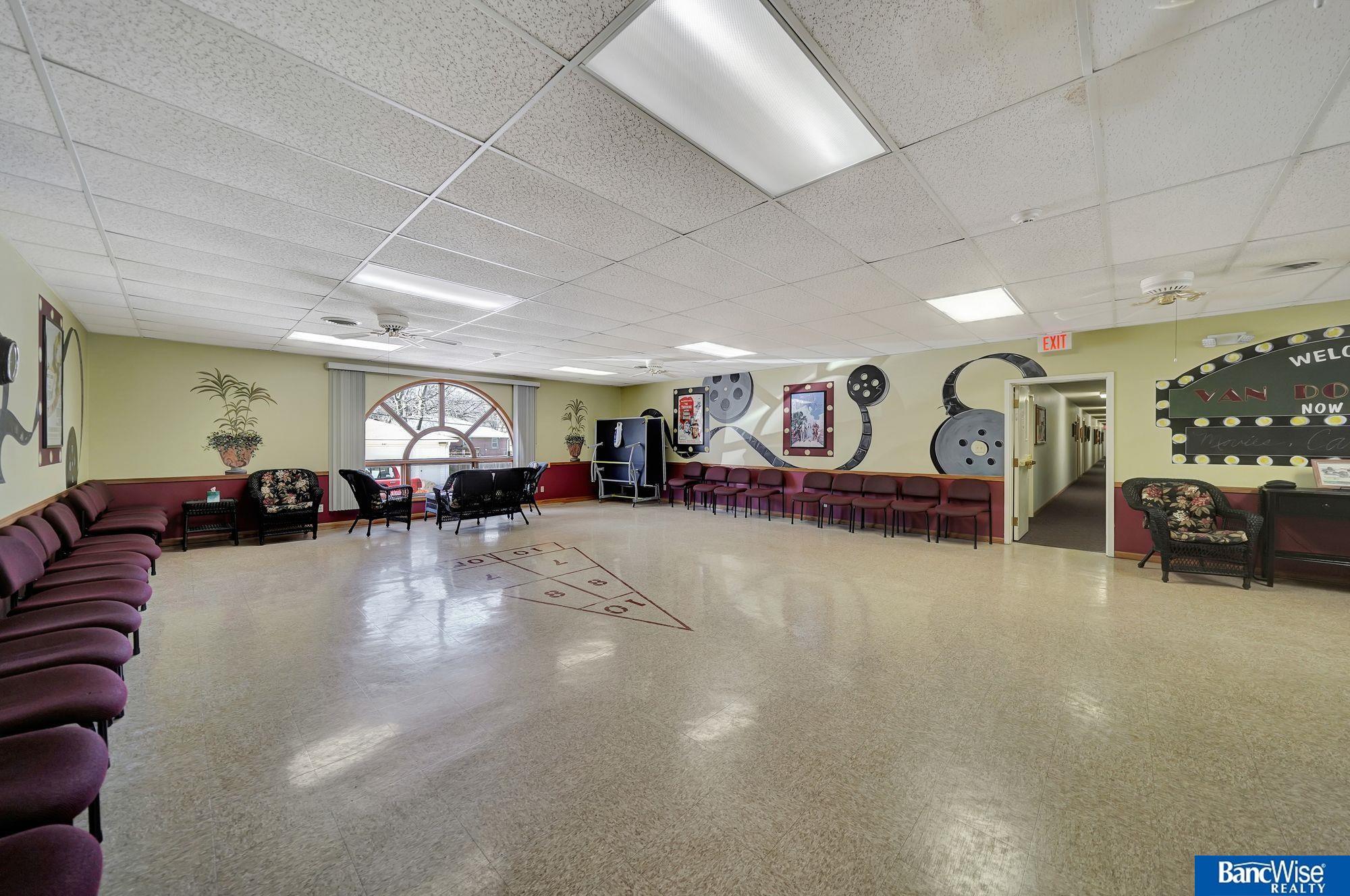 3001 S 51 Street Court # 472