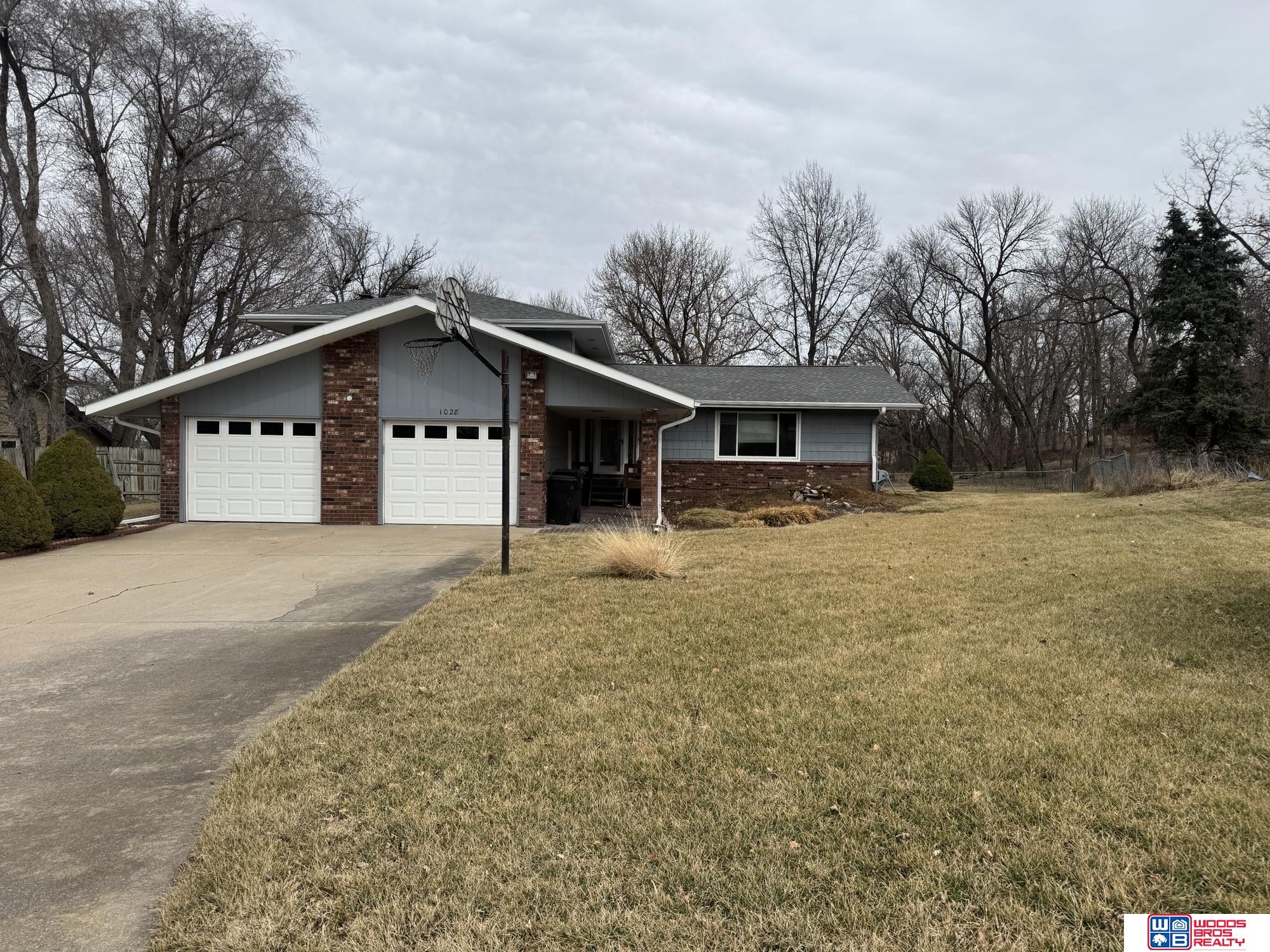 1028 Frontier Road