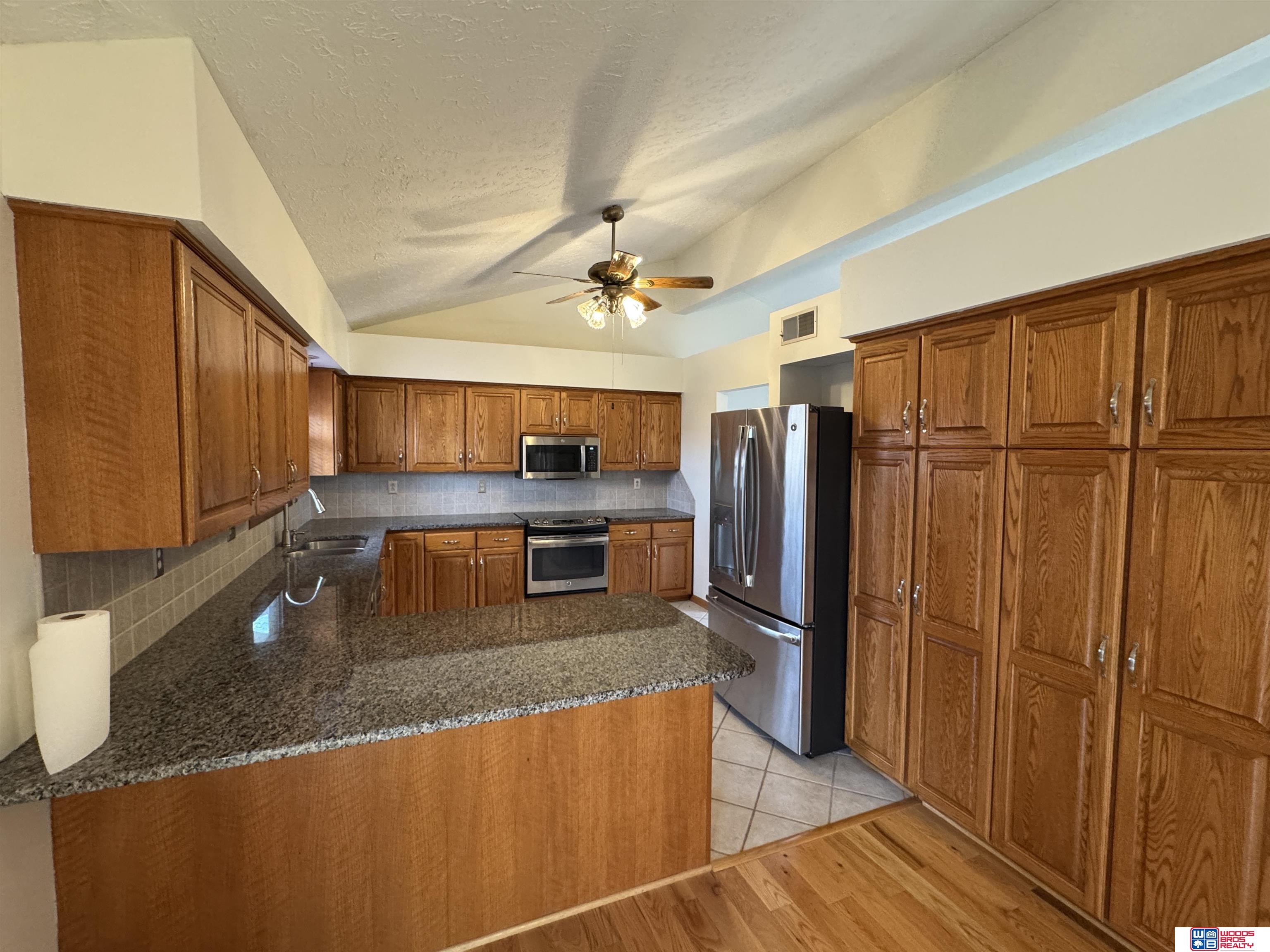 1028 Frontier Road