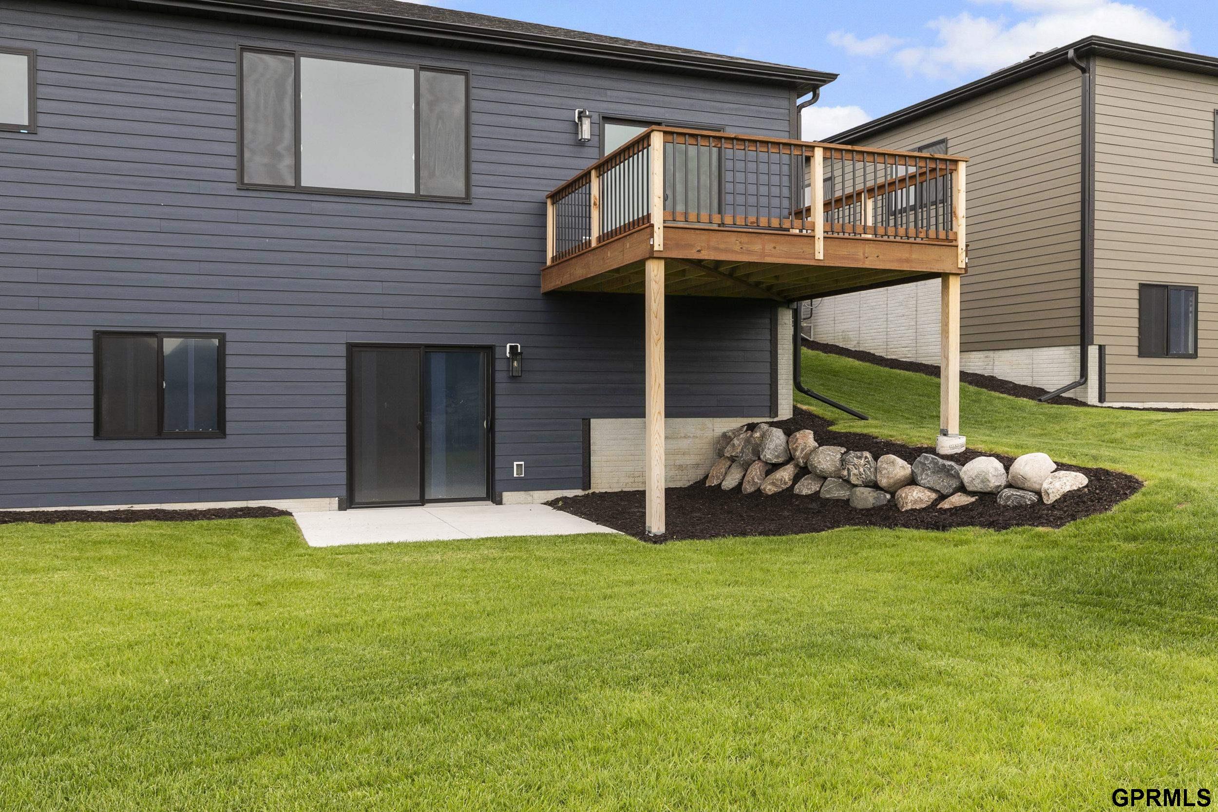 435 N 105th Street