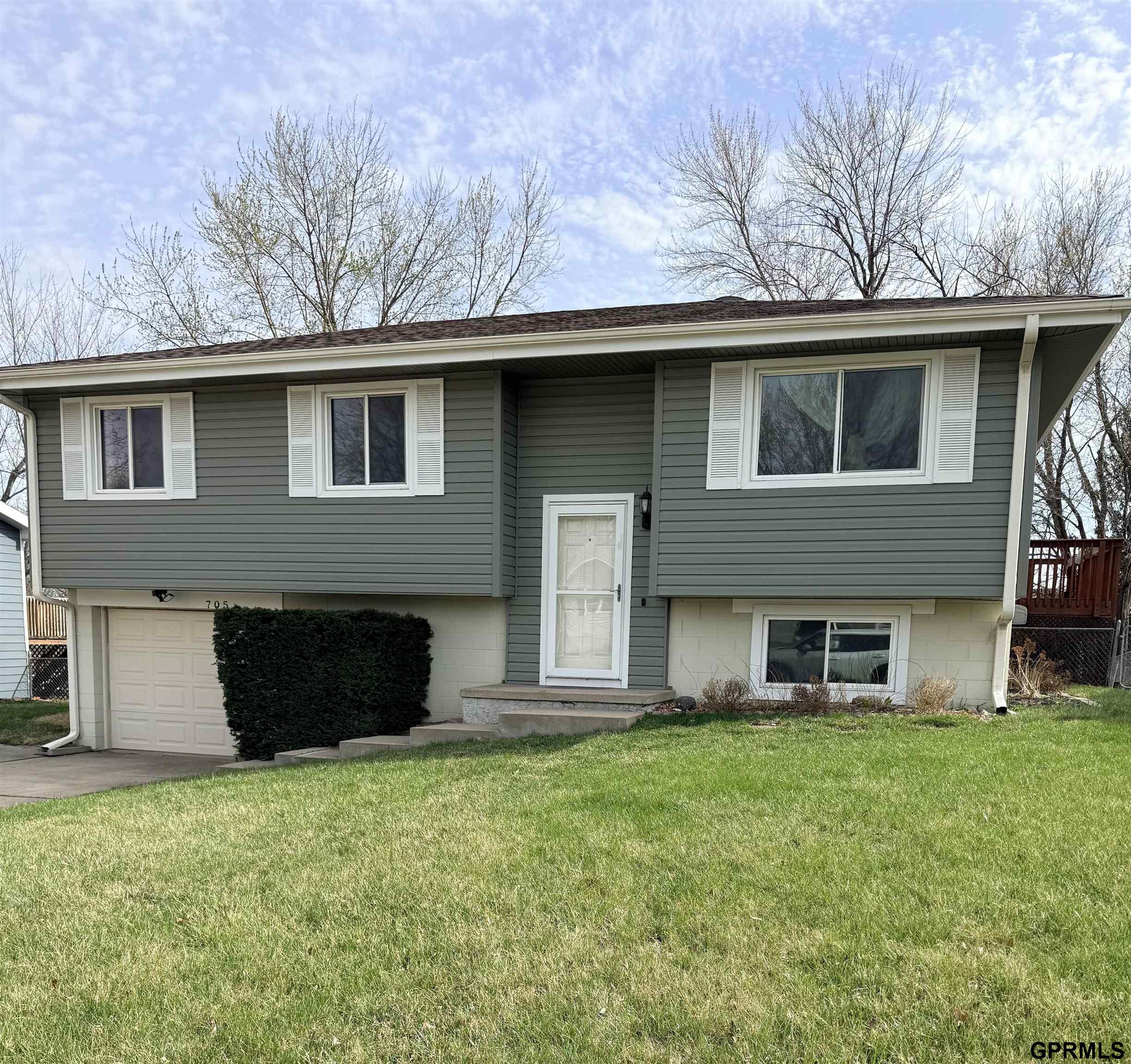 705 E 4th Street