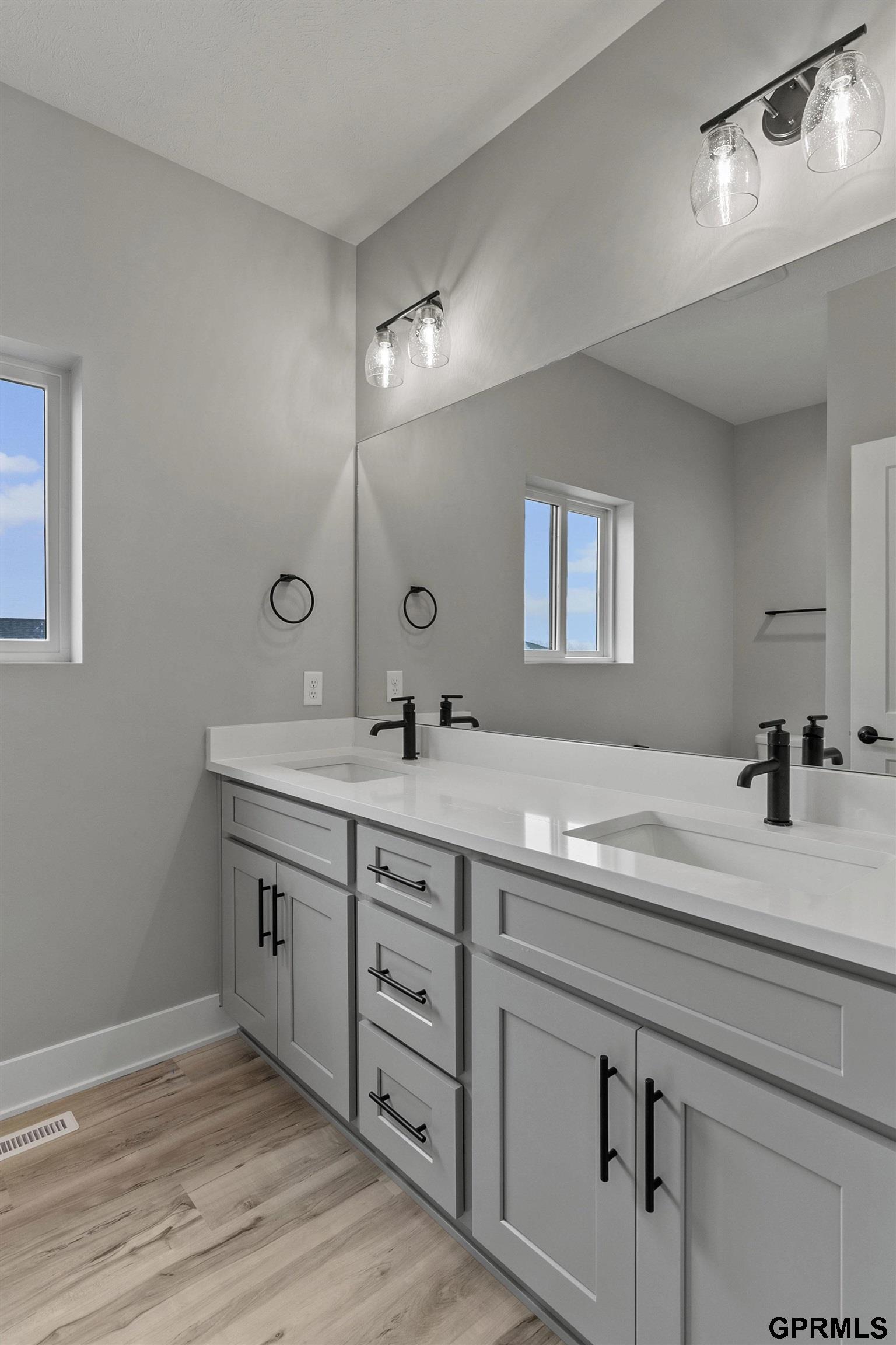 441 N 105th Street