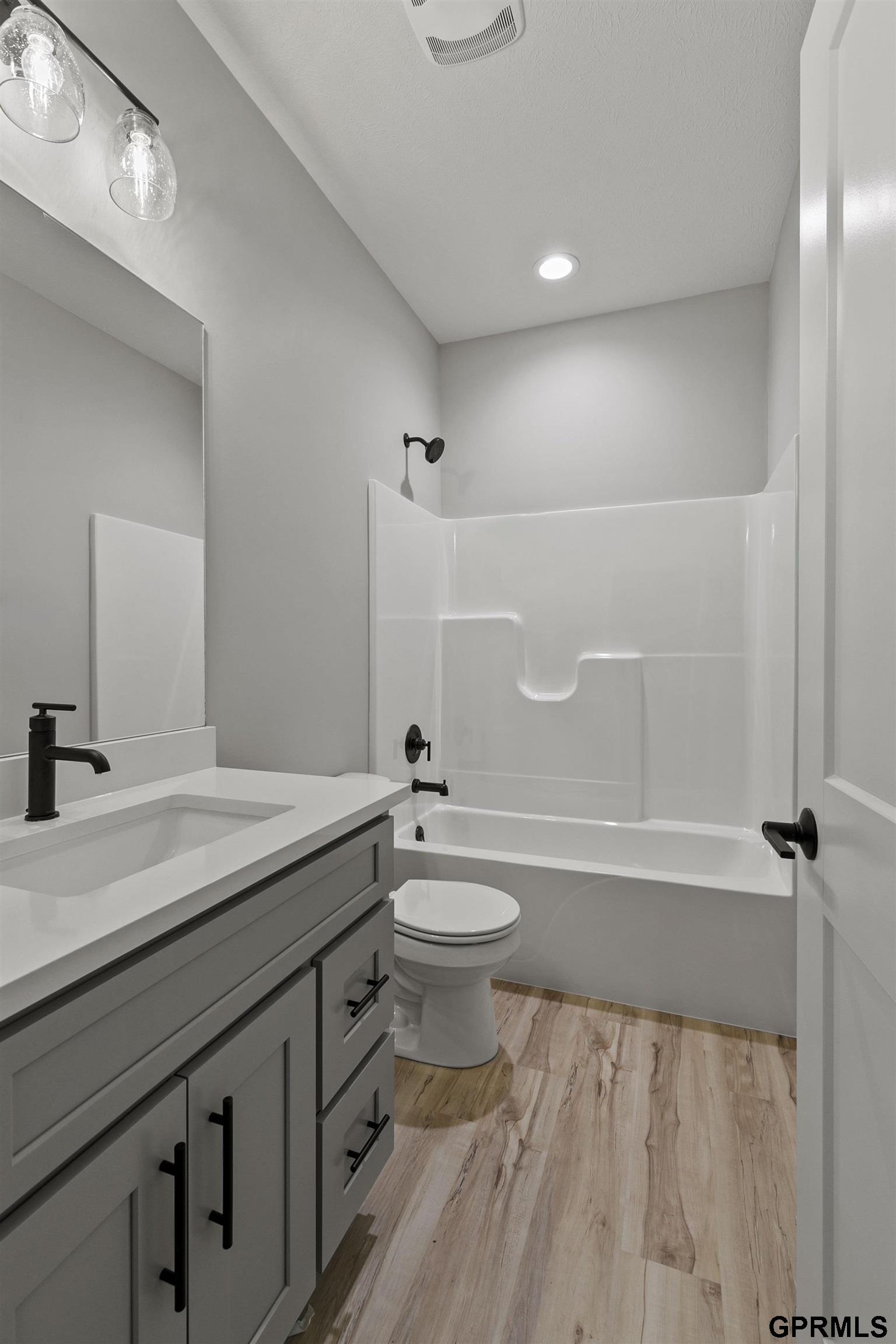 455 N 105th Street