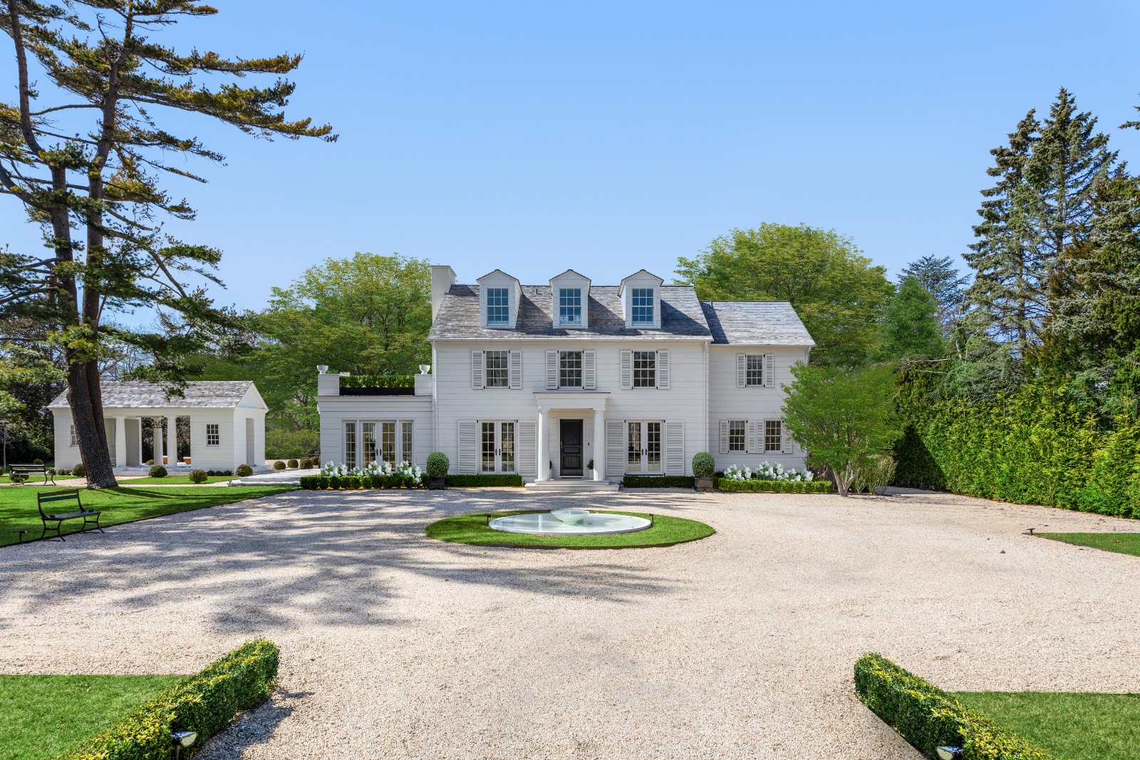 20 South Howells Point Road