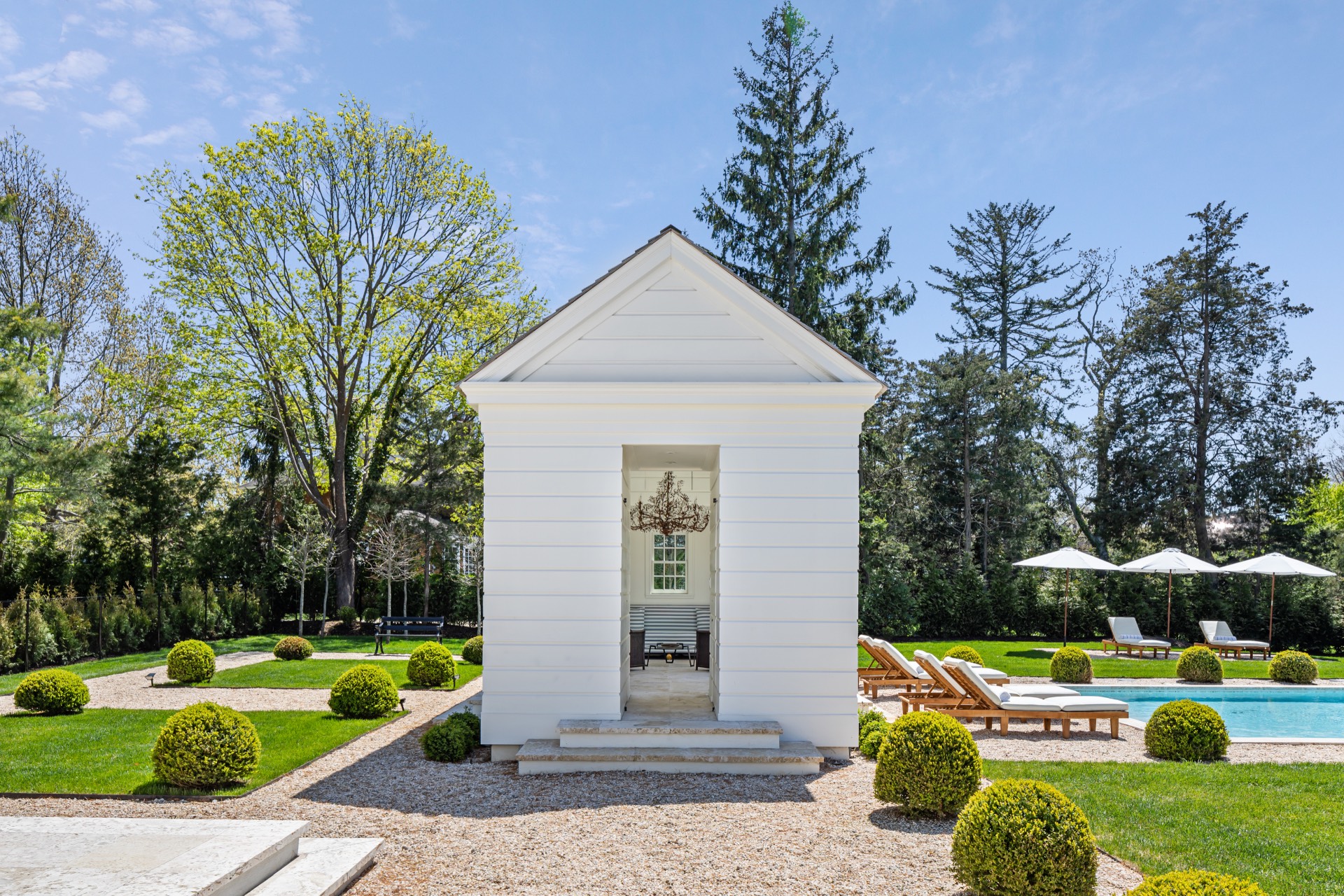 20 South Howells Point Road
