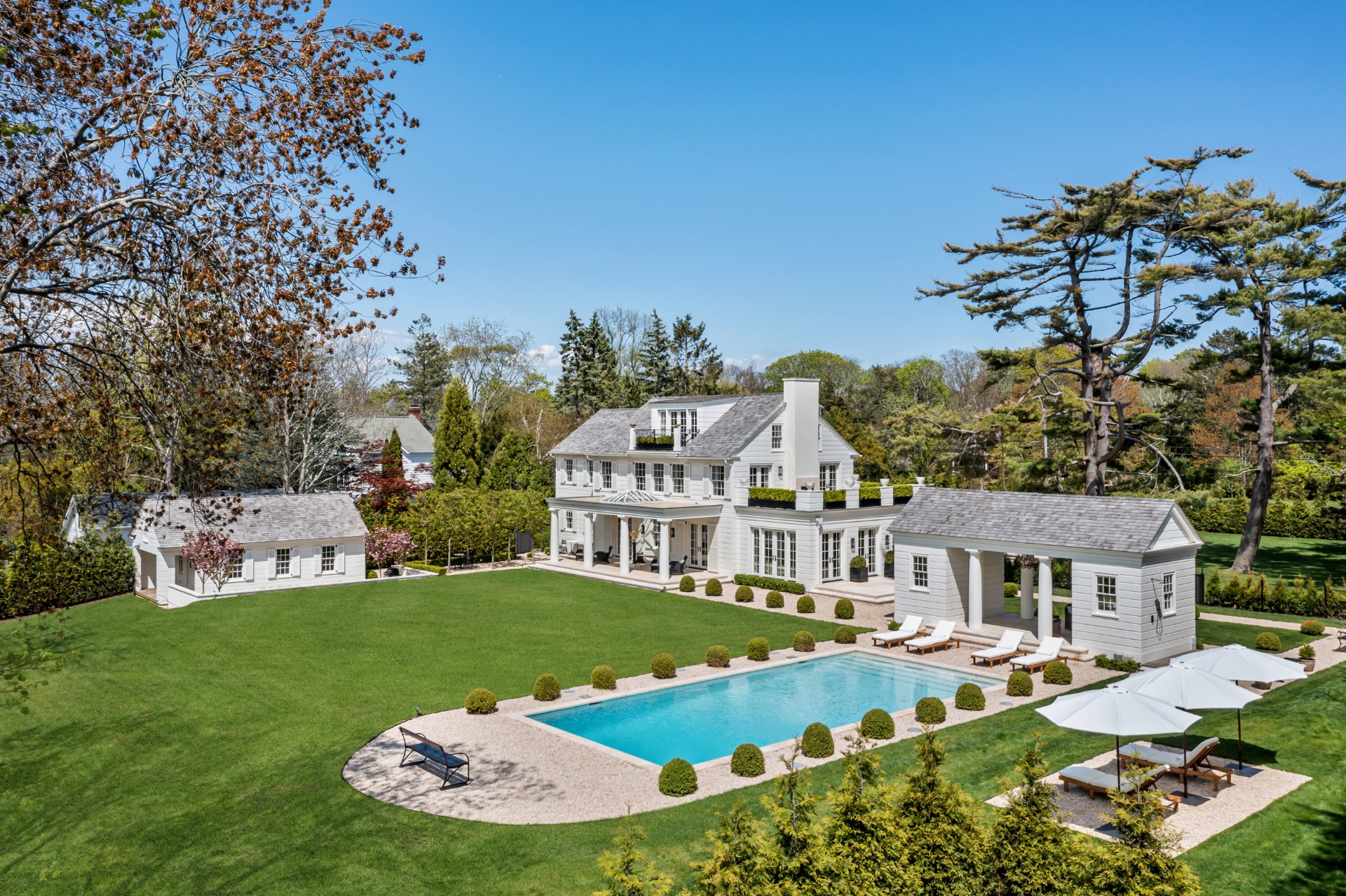 20 South Howells Point Road