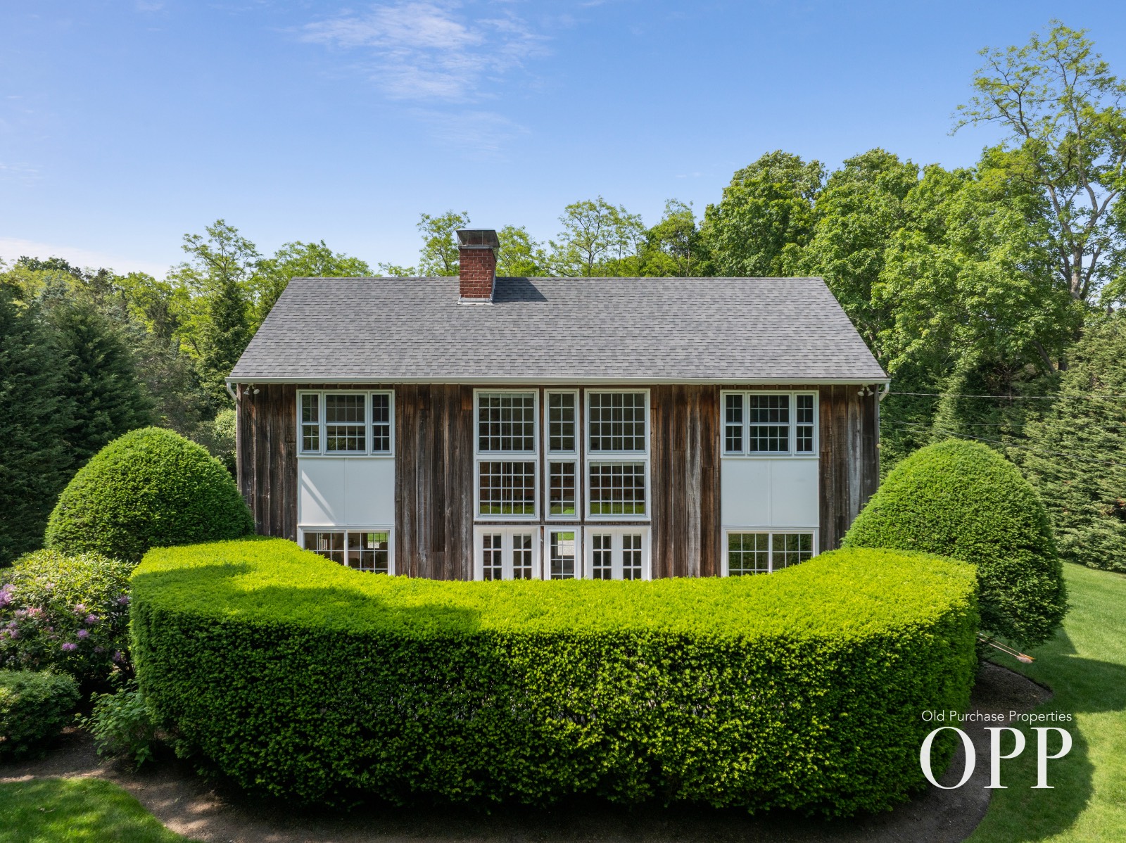11 BOND LANE