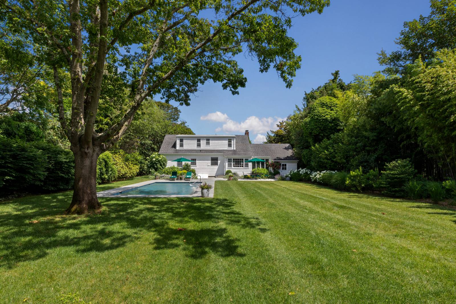 32 THORNHEDGE ROAD