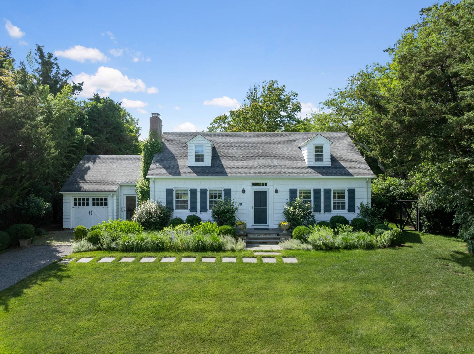 32 THORNHEDGE ROAD