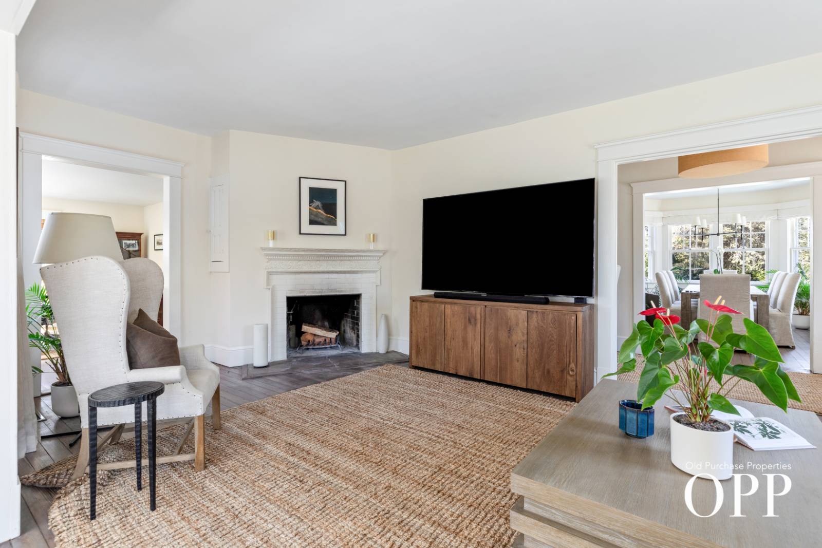 QUINTESSENTIAL BELLPORT LIVING