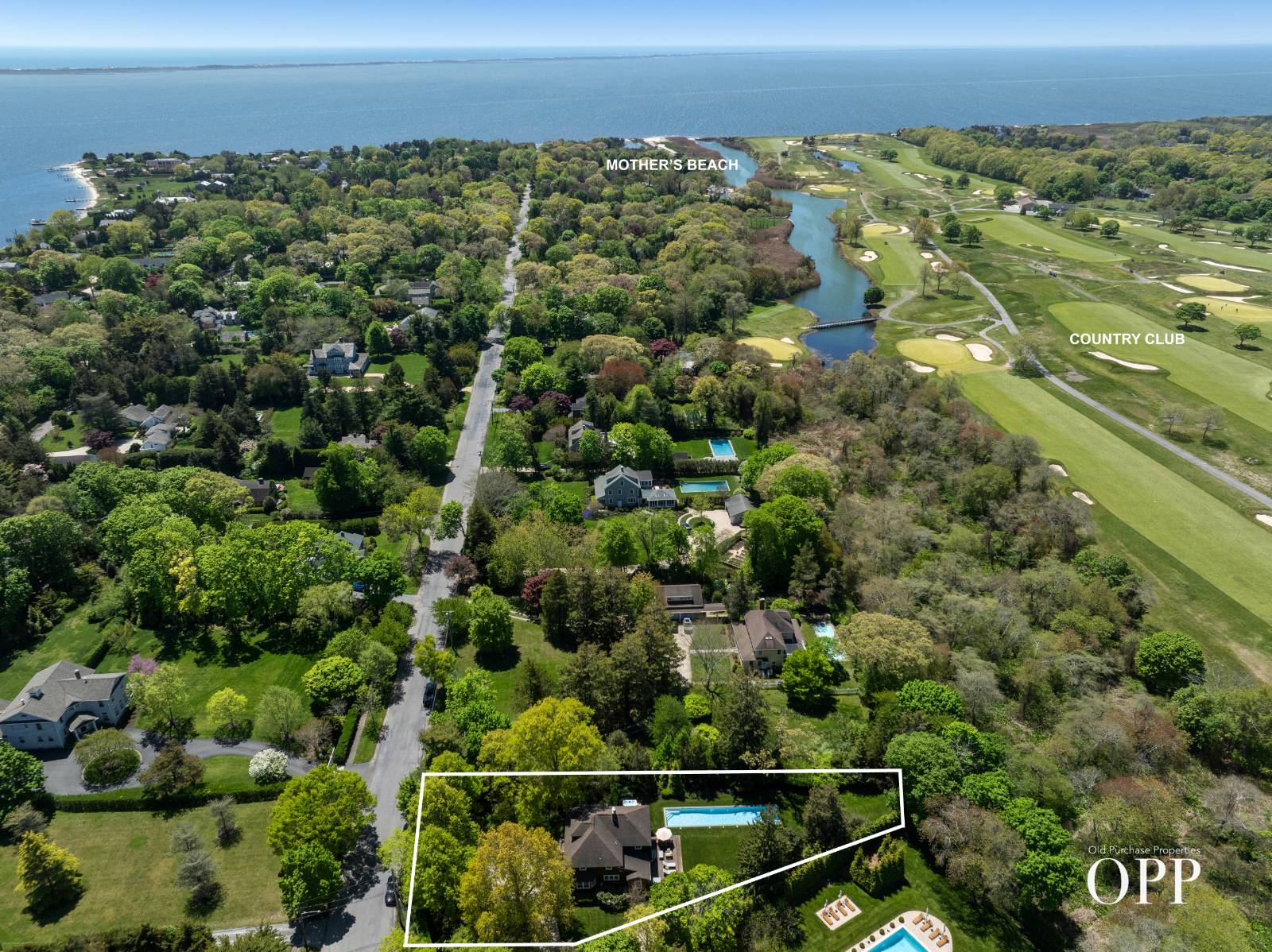 QUINTESSENTIAL BELLPORT LIVING