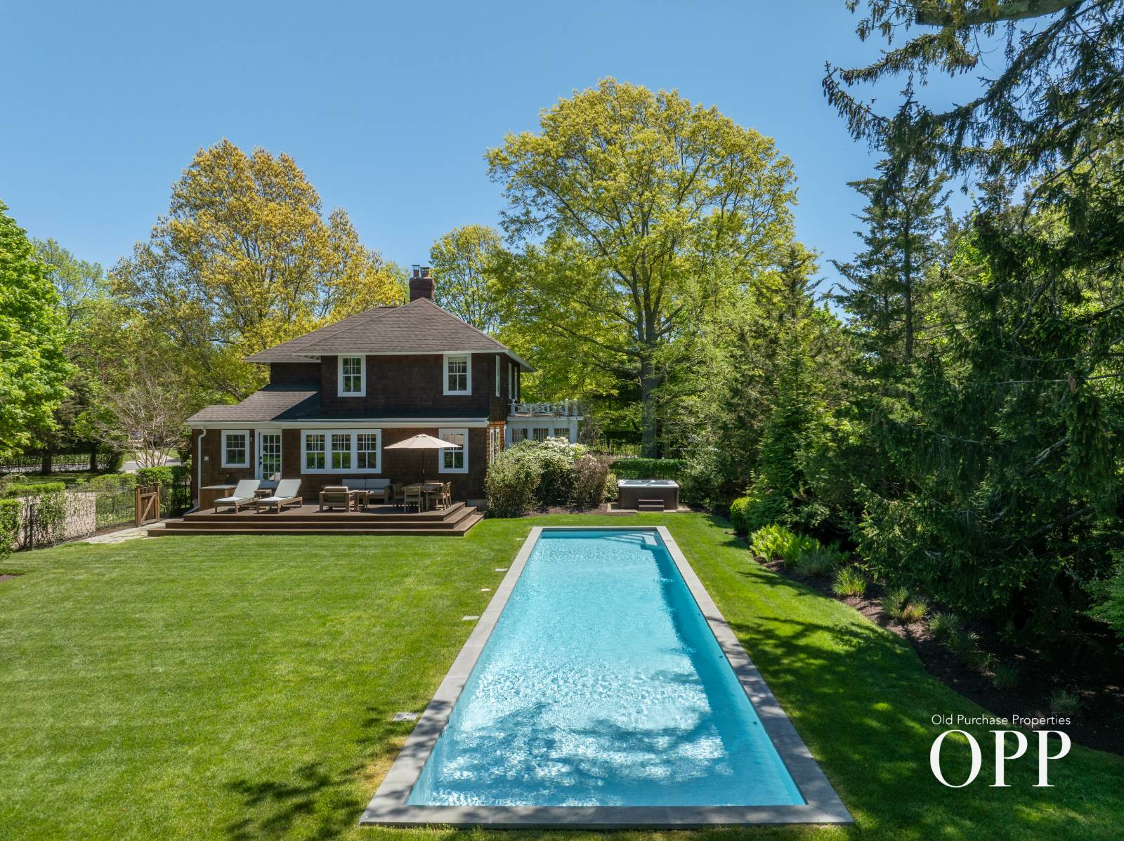QUINTESSENTIAL BELLPORT LIVING