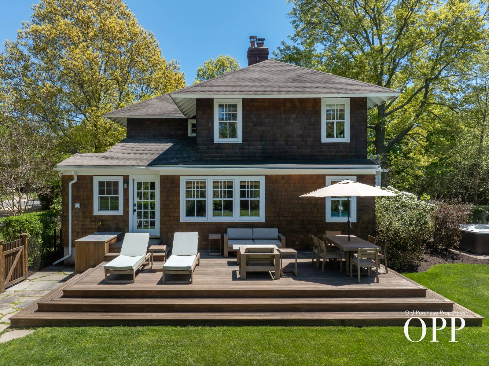 QUINTESSENTIAL BELLPORT LIVING