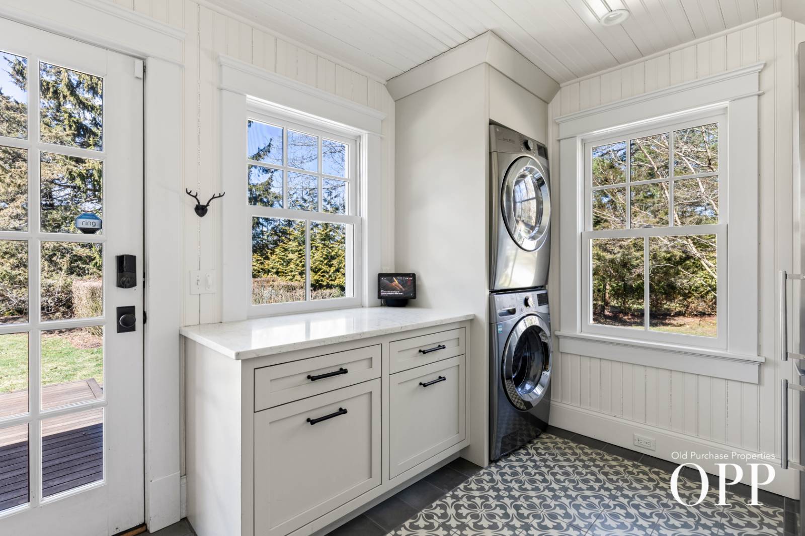 QUINTESSENTIAL BELLPORT LIVING