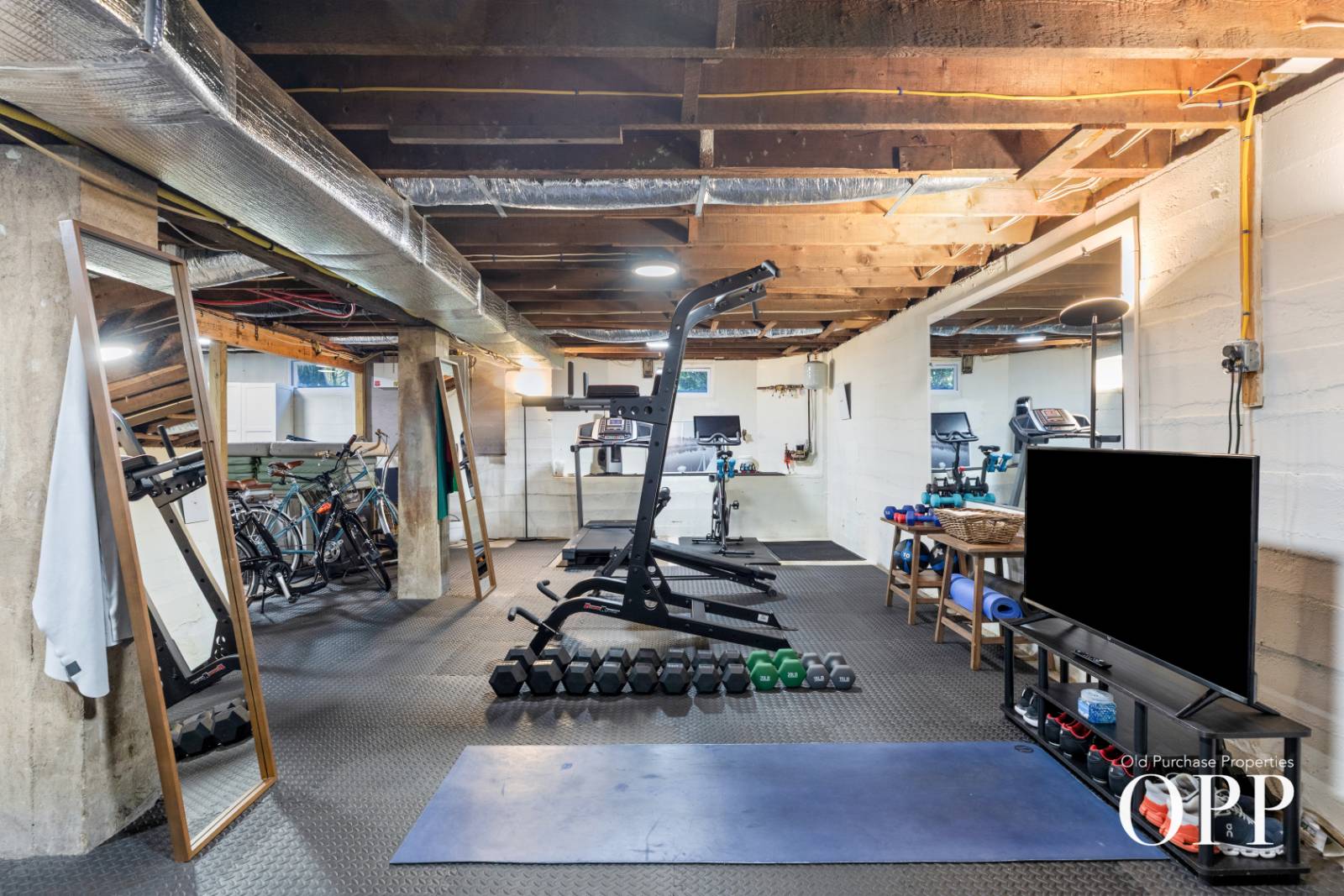 24 SOUTH HOWELLS PT ROAD