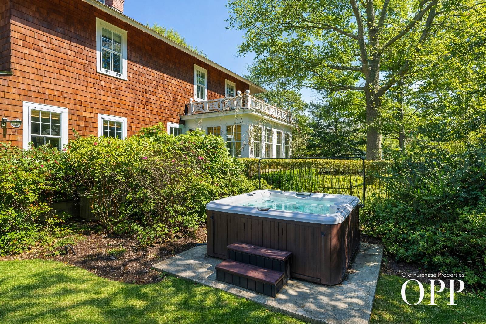 24 SOUTH HOWELLS PT ROAD