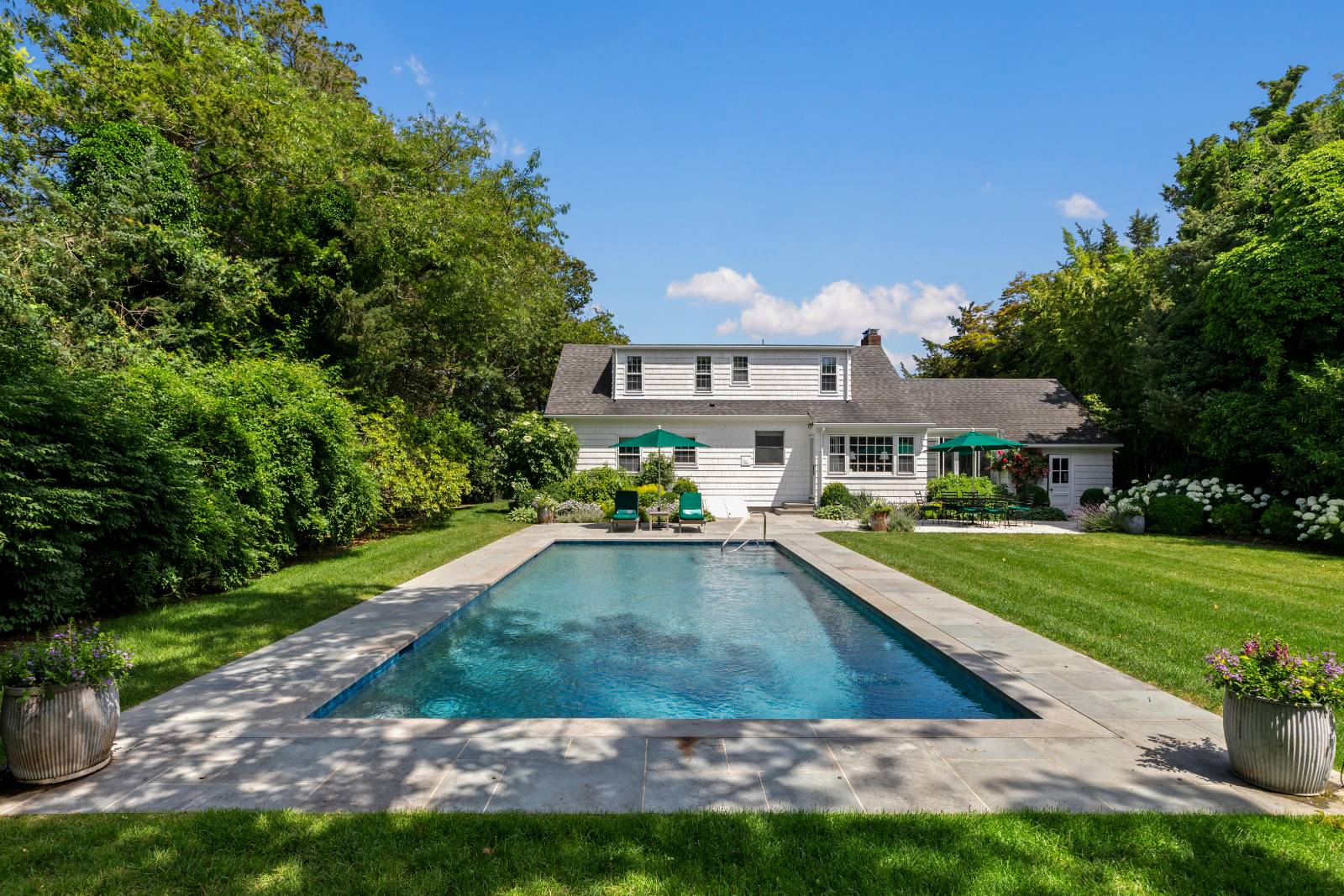 32 THORNHEDGE ROAD