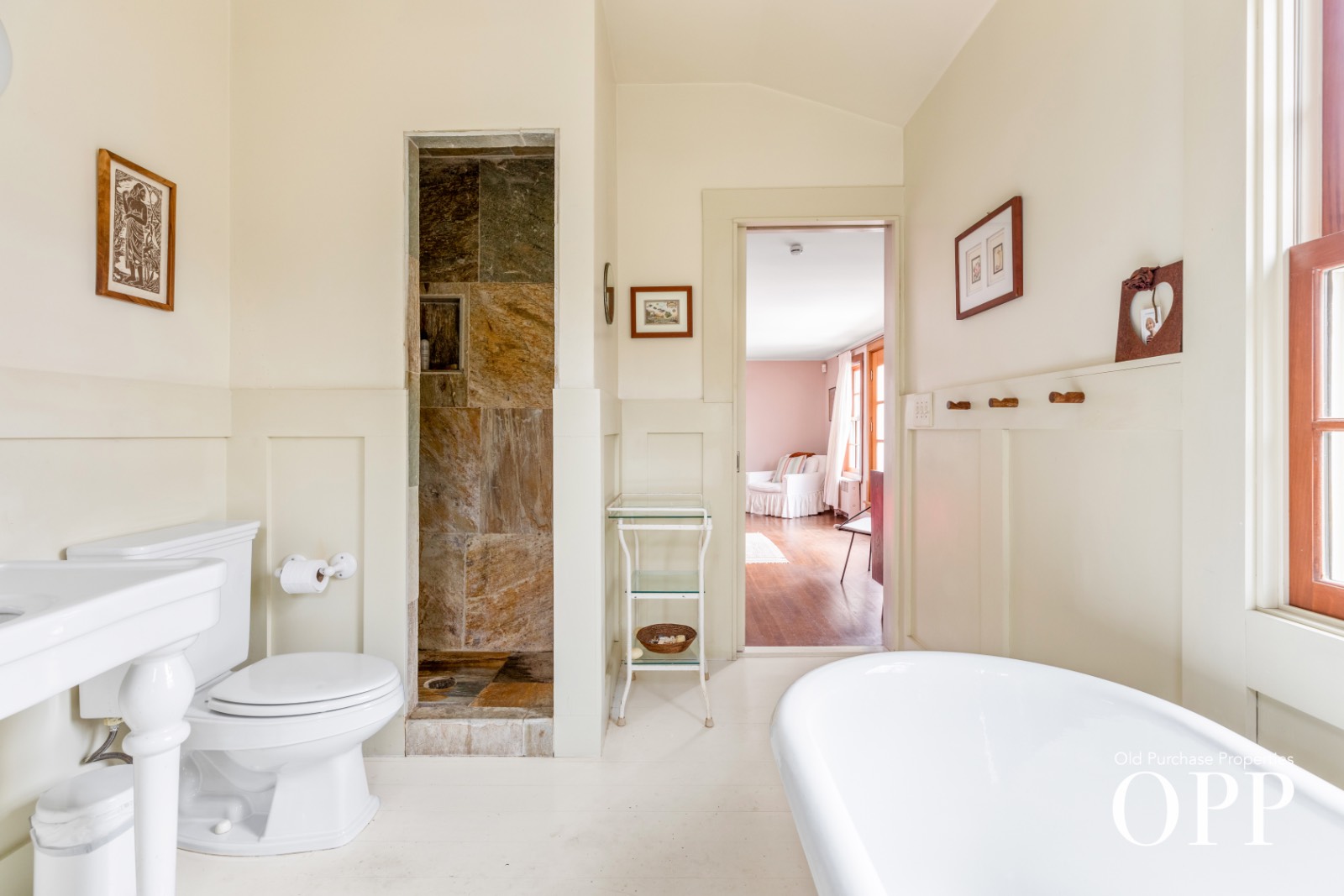 A BUCOLIC SUMMER RETREAT