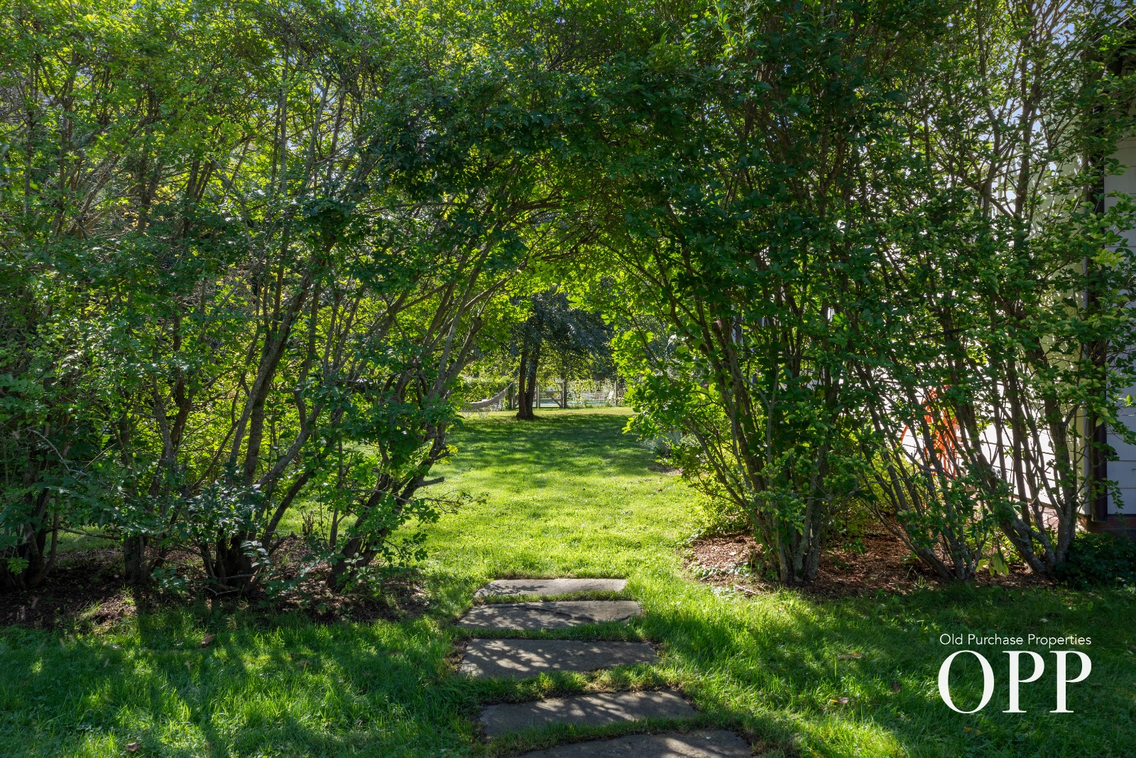 A BUCOLIC SUMMER RETREAT