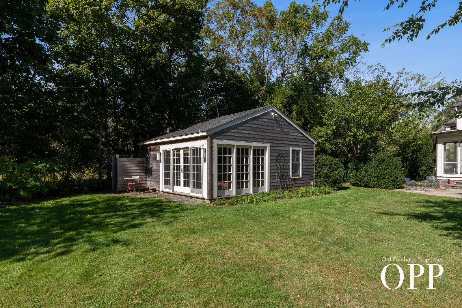 A BUCOLIC SUMMER RETREAT