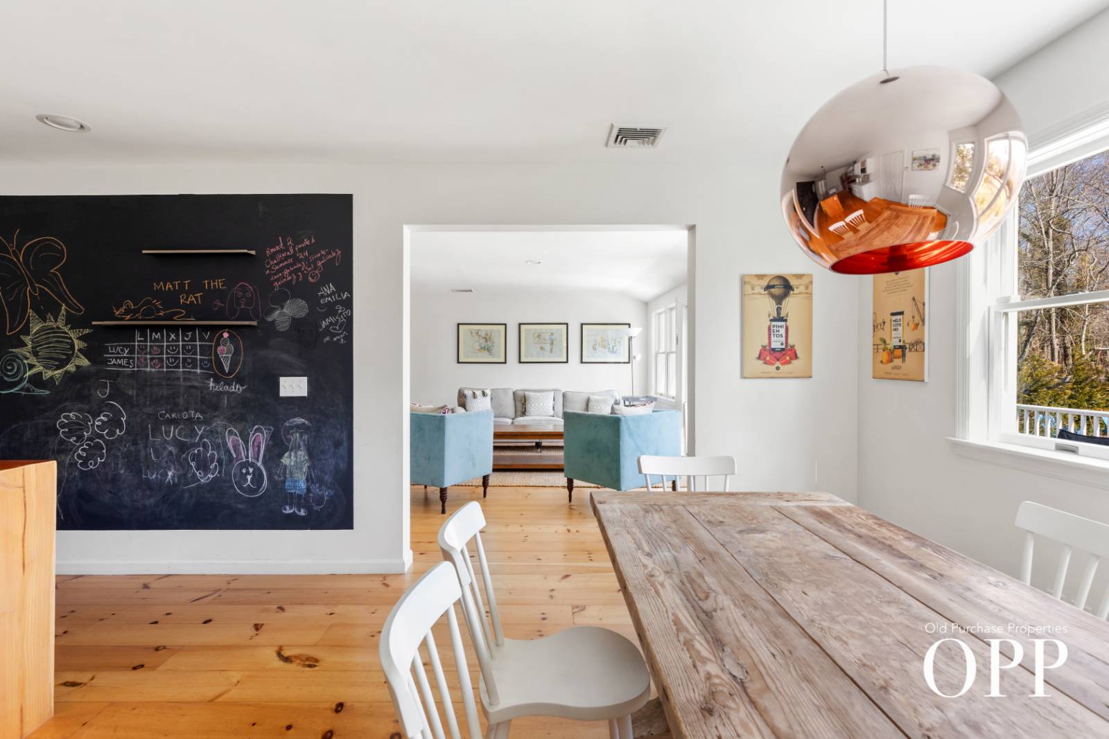 11 BREWSTER LANE
