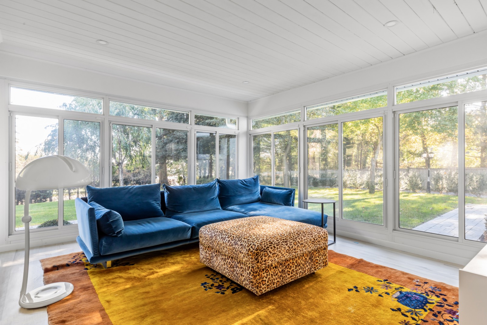 313 SOUTH COUNTRY ROAD