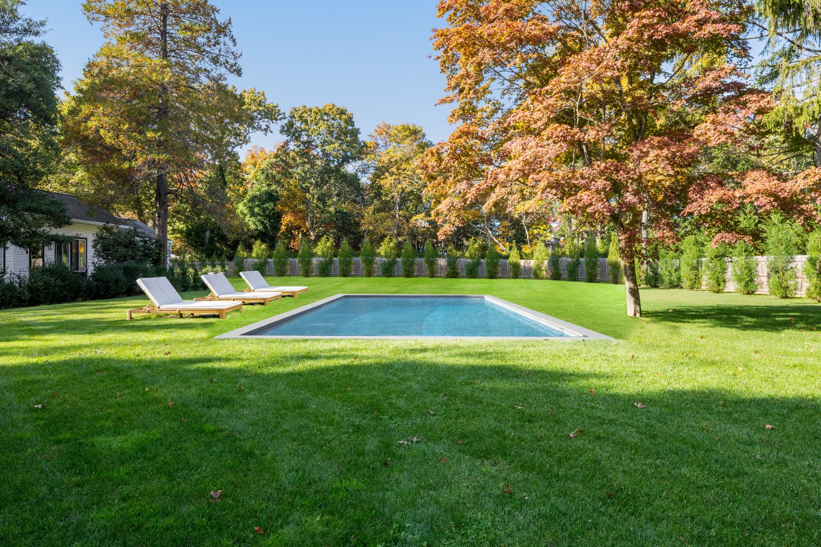 313 SOUTH COUNTRY ROAD