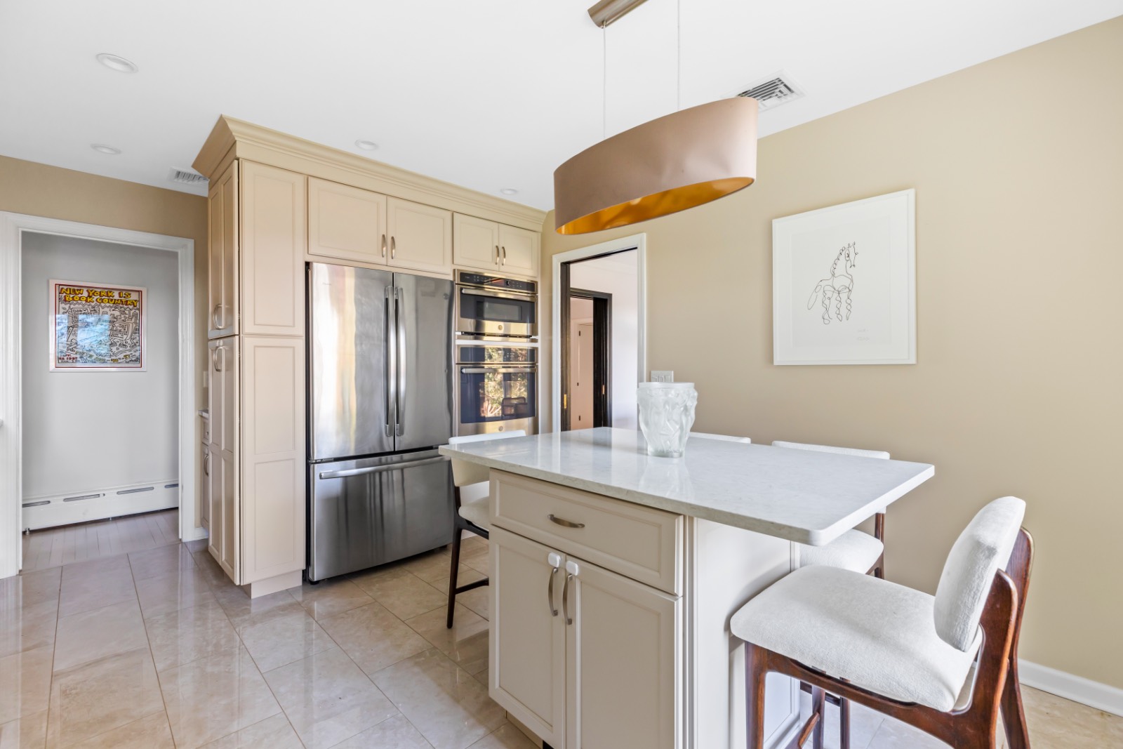 313 SOUTH COUNTRY ROAD