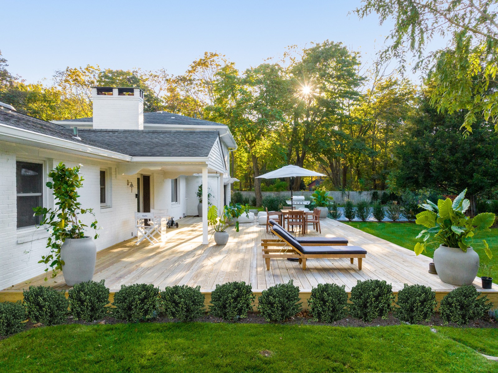 313 SOUTH COUNTRY ROAD