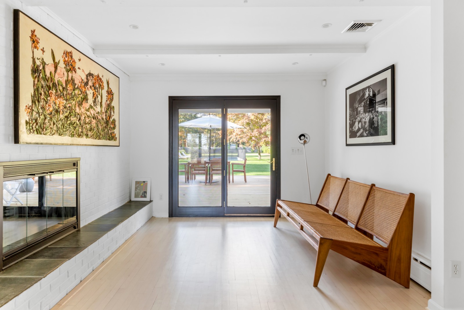 313 SOUTH COUNTRY ROAD