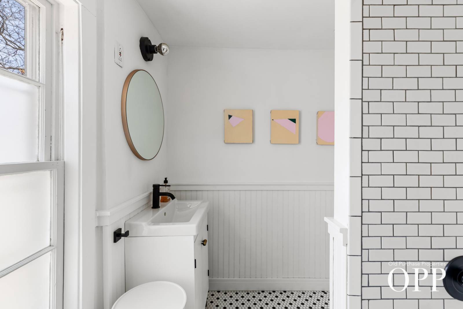 937 SOUTH COUNTRY ROAD