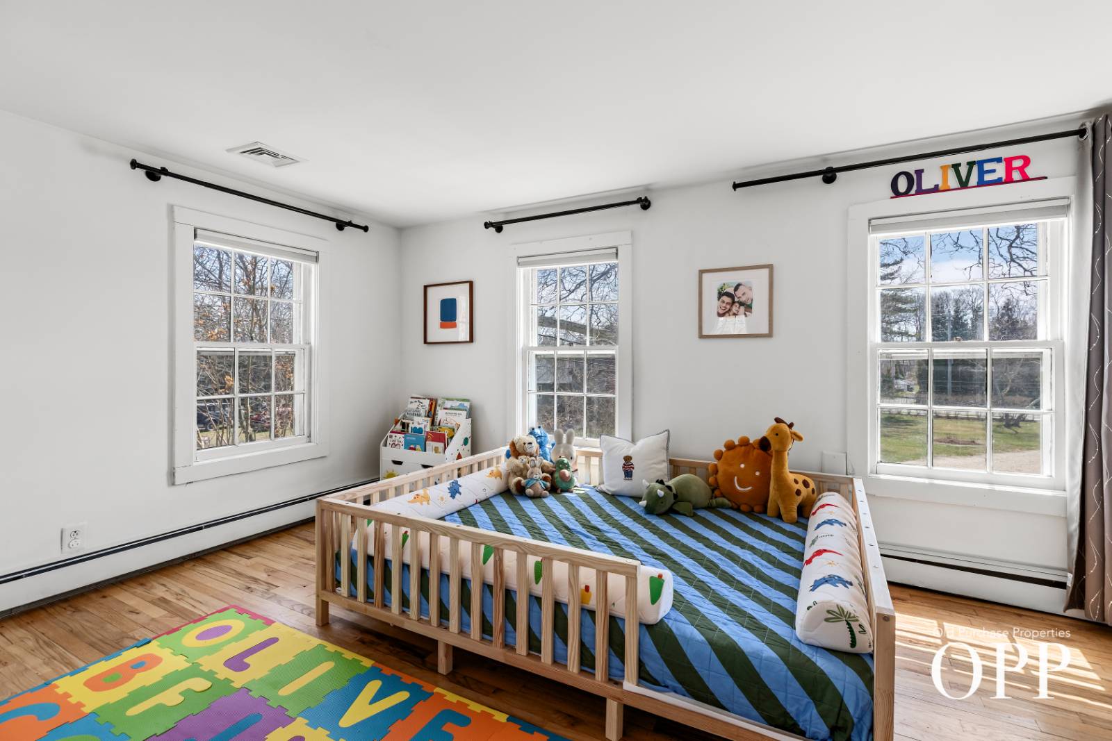 937 SOUTH COUNTRY ROAD