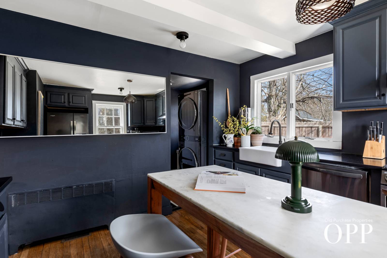 937 SOUTH COUNTRY ROAD