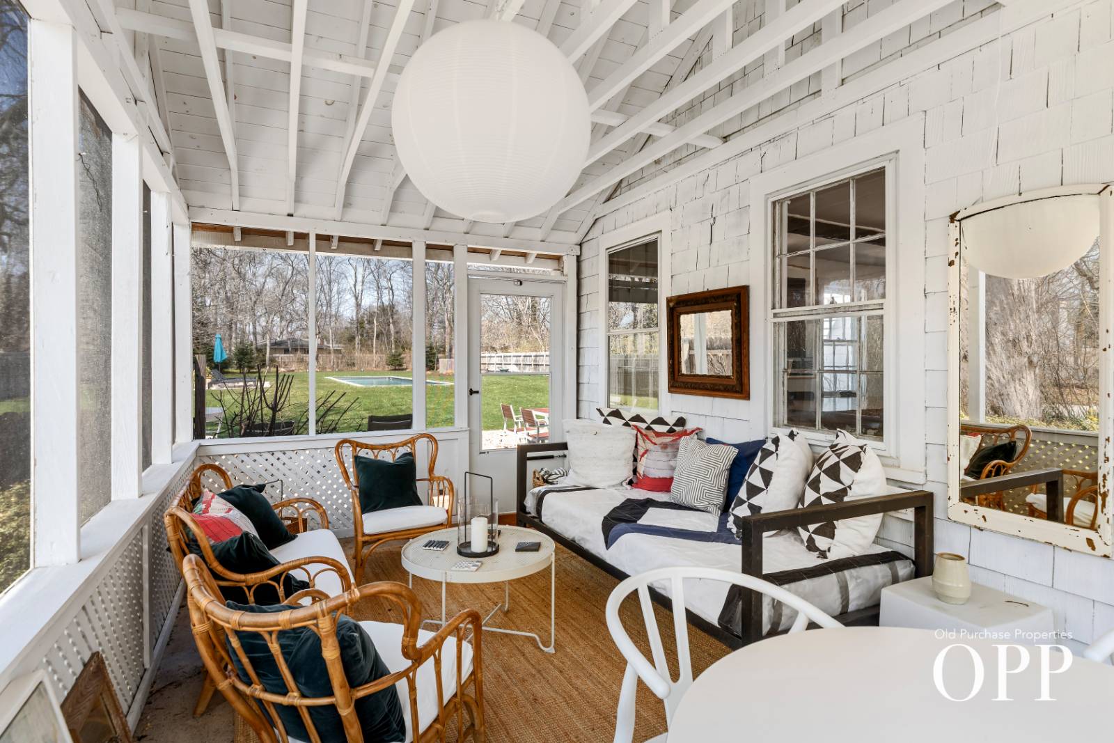 937 SOUTH COUNTRY ROAD