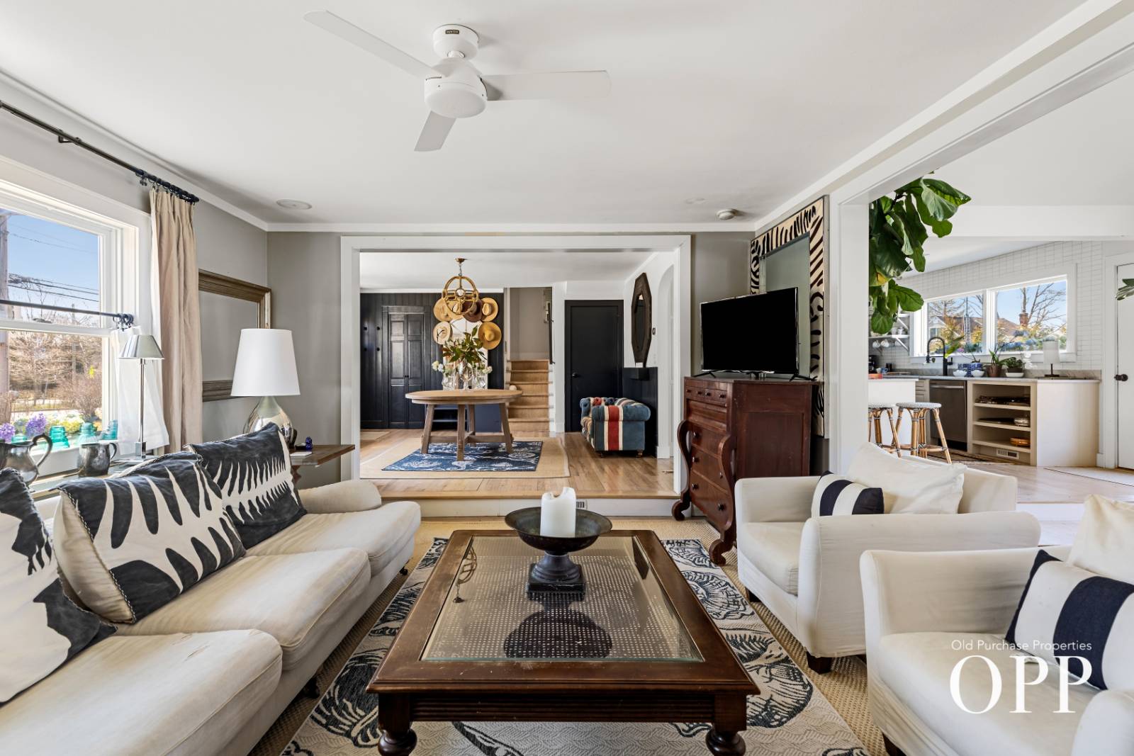 4 North Howells Point Road