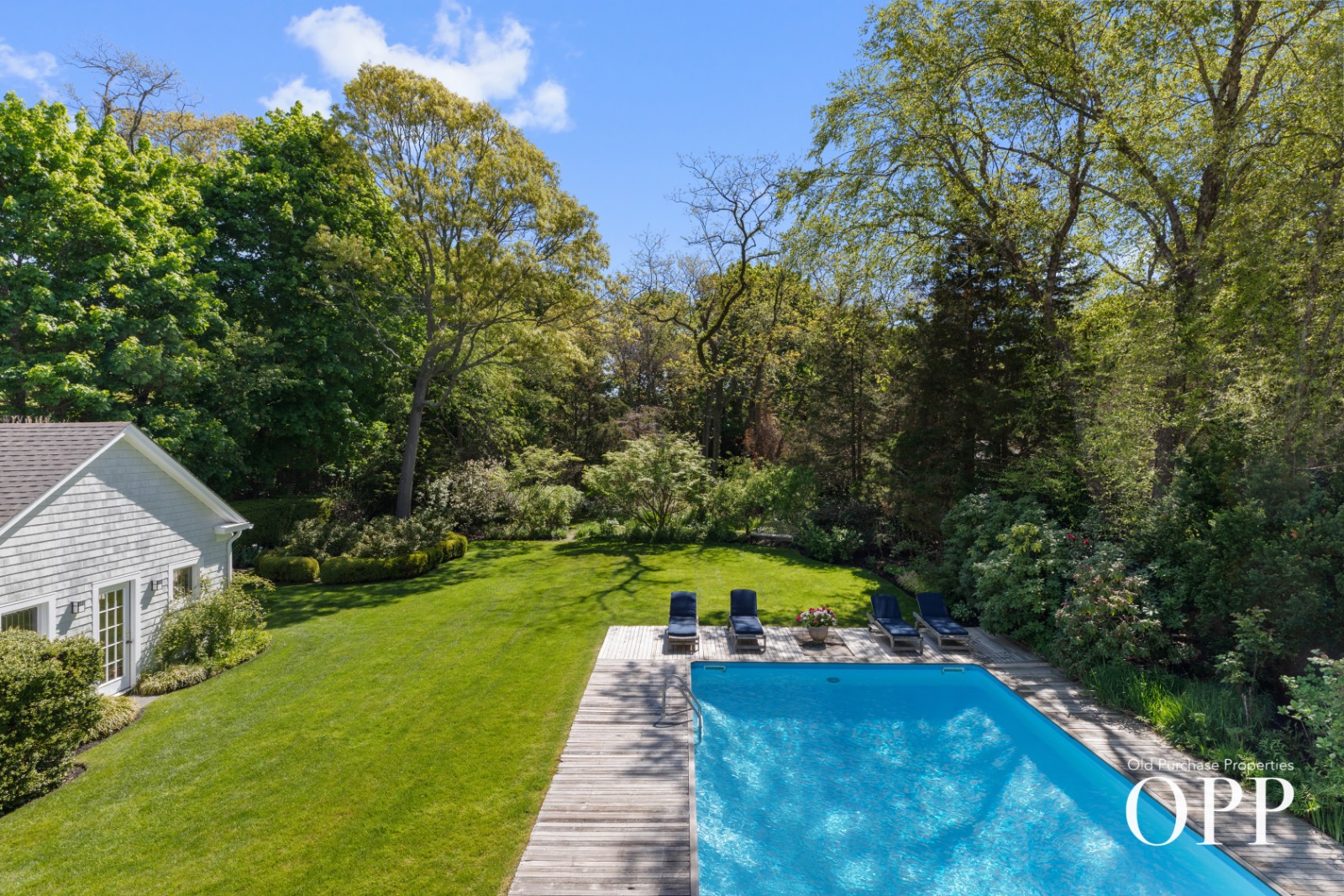 25 SOUTH HOWELLS PT ROAD