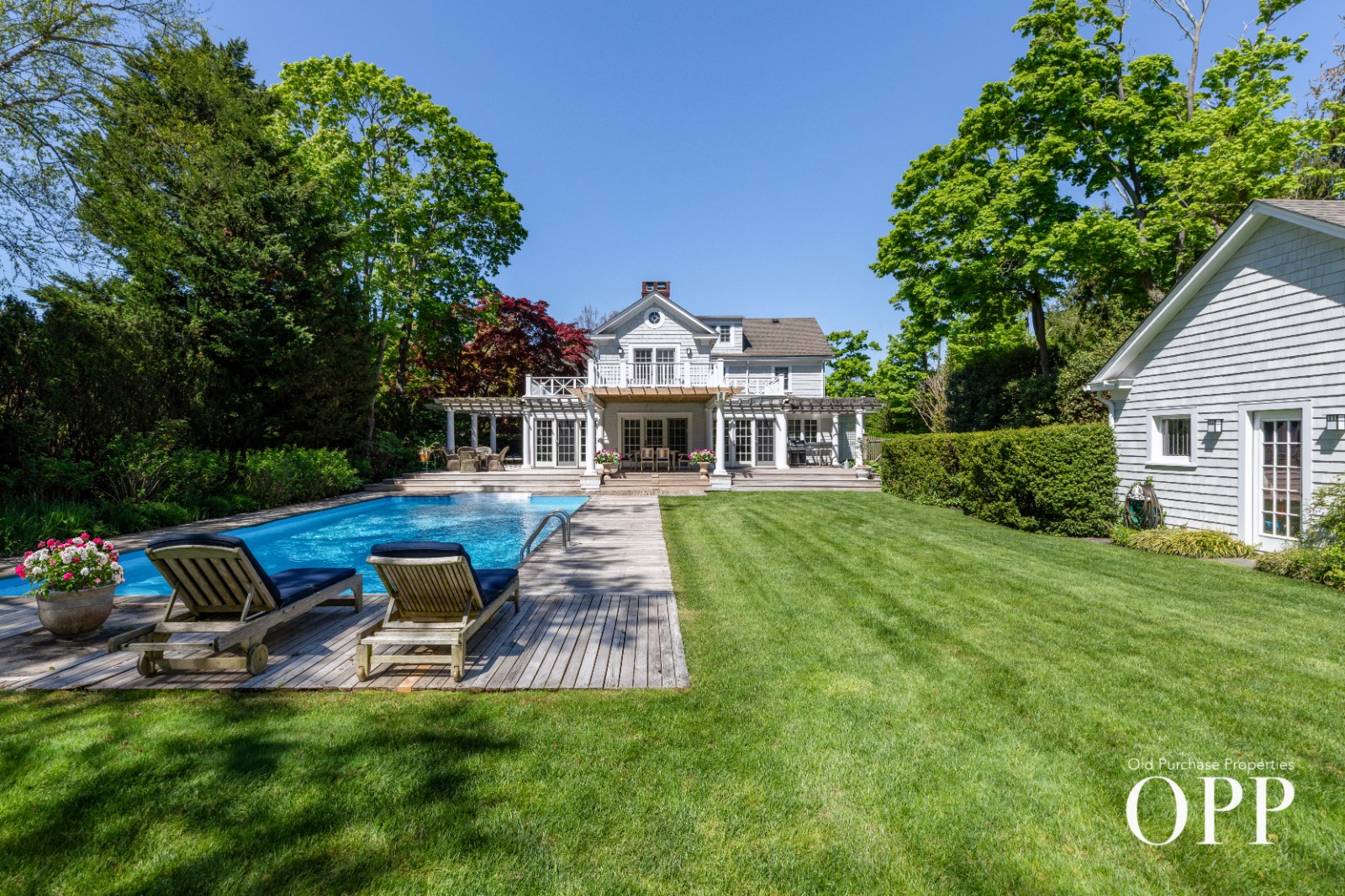 25 SOUTH HOWELLS PT ROAD