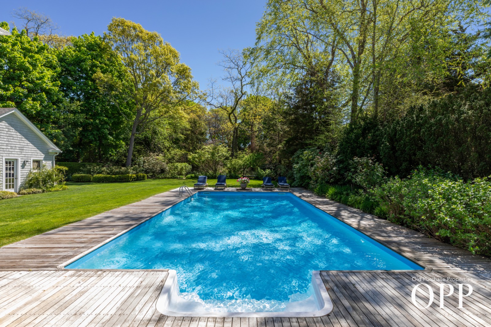 25 SOUTH HOWELLS PT ROAD